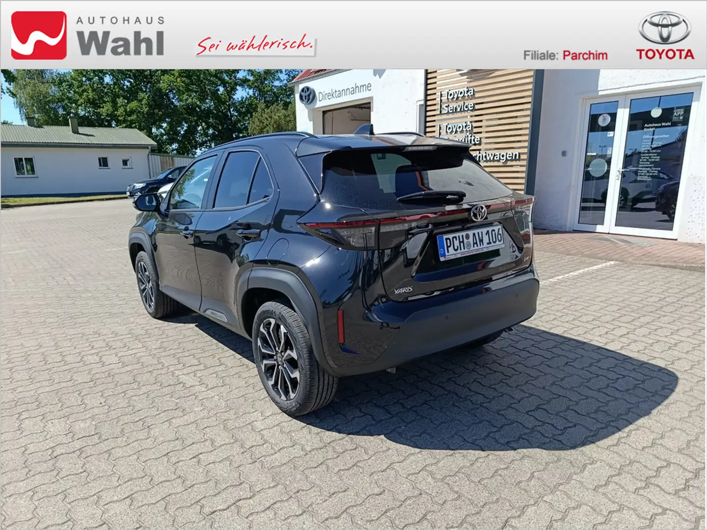 Toyota Yaris Cross 1.5 Hybrid FWD Teamplayer Schwarz - 2