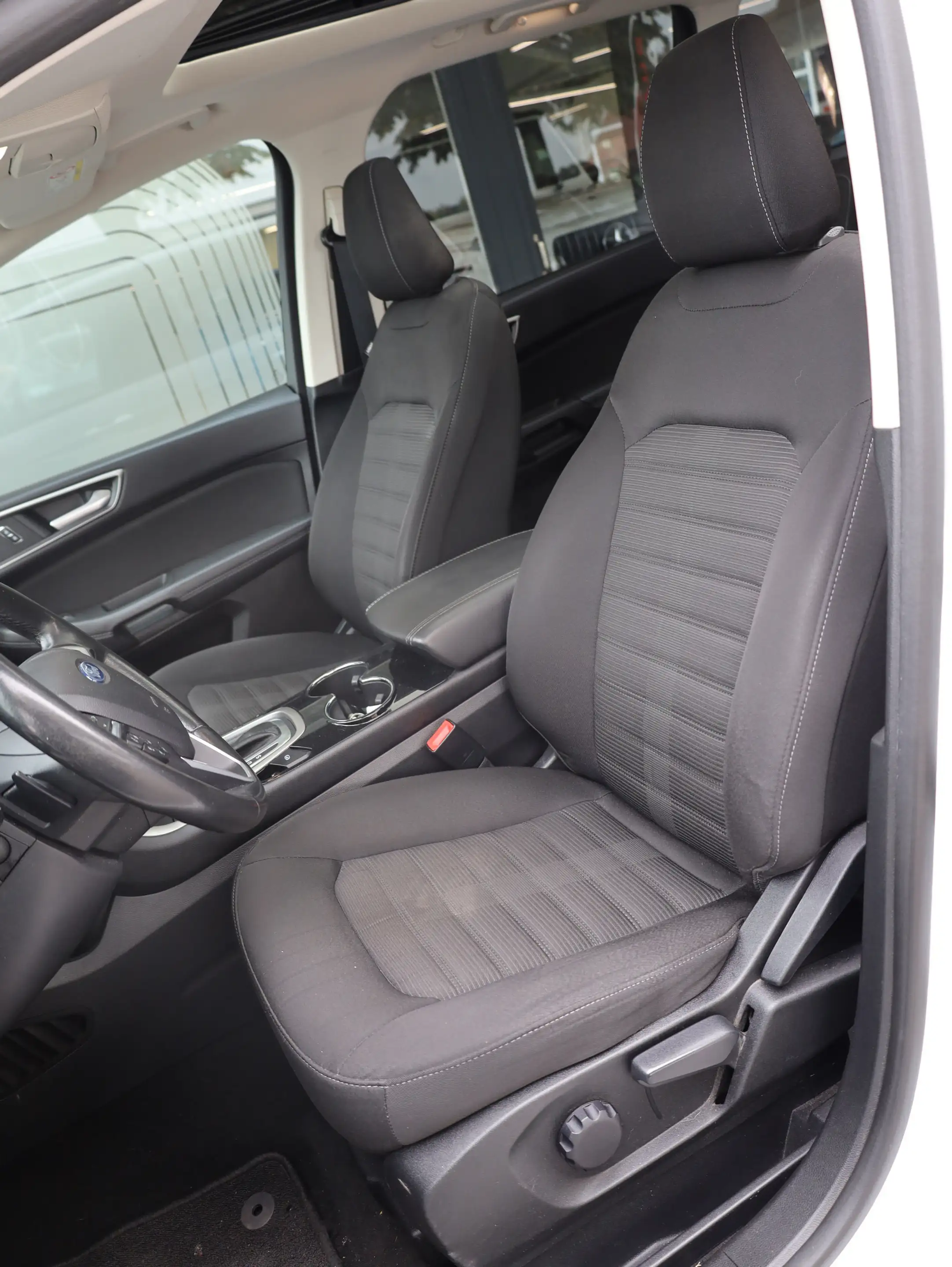 Ford Galaxy 2.0 TDCI Business*7-Sitze*Panorama*AHK*18 — photo 12