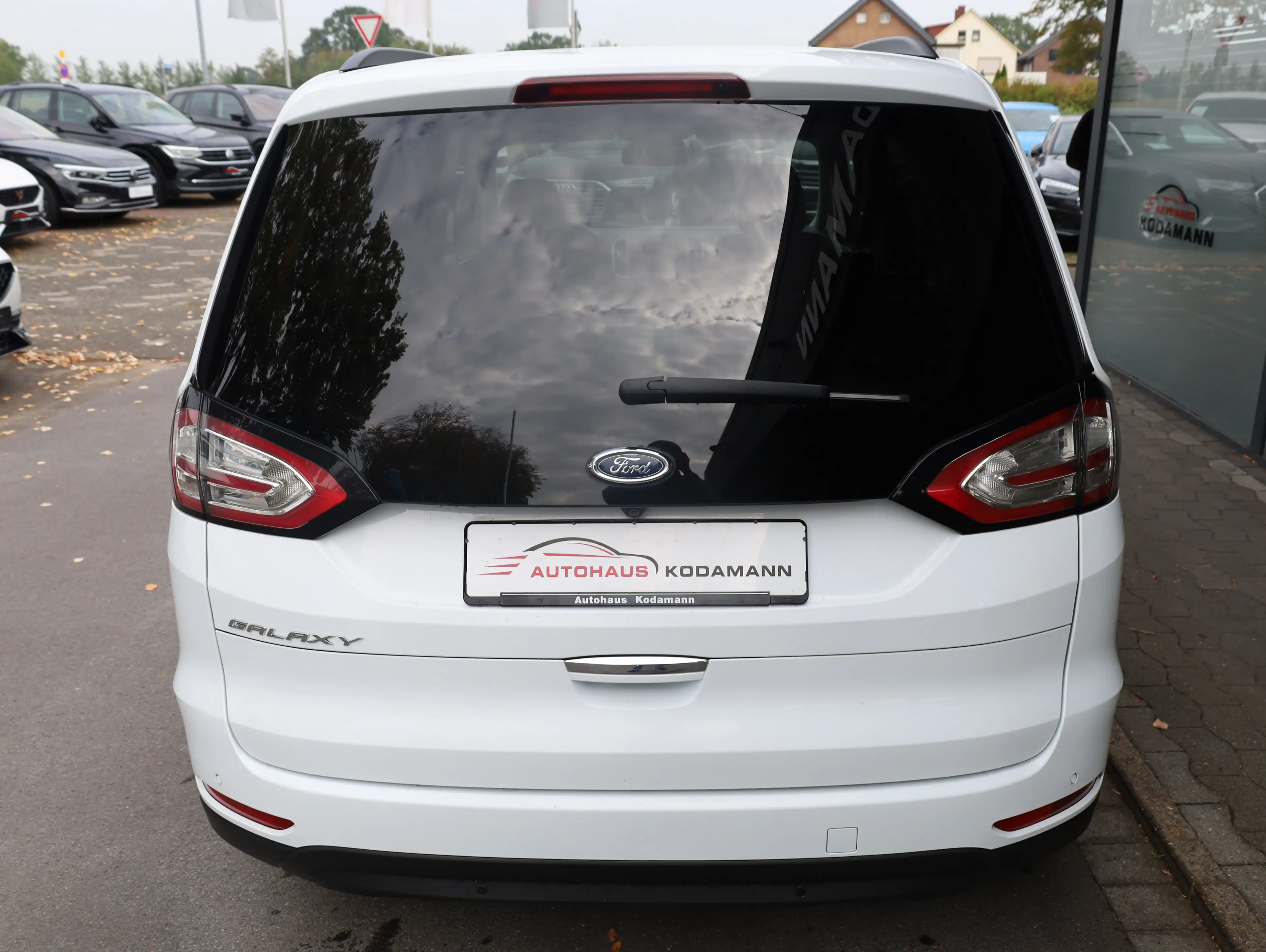 Ford Galaxy 2.0 TDCI Business*7-Sitze*Panorama*AHK*18 — photo 9