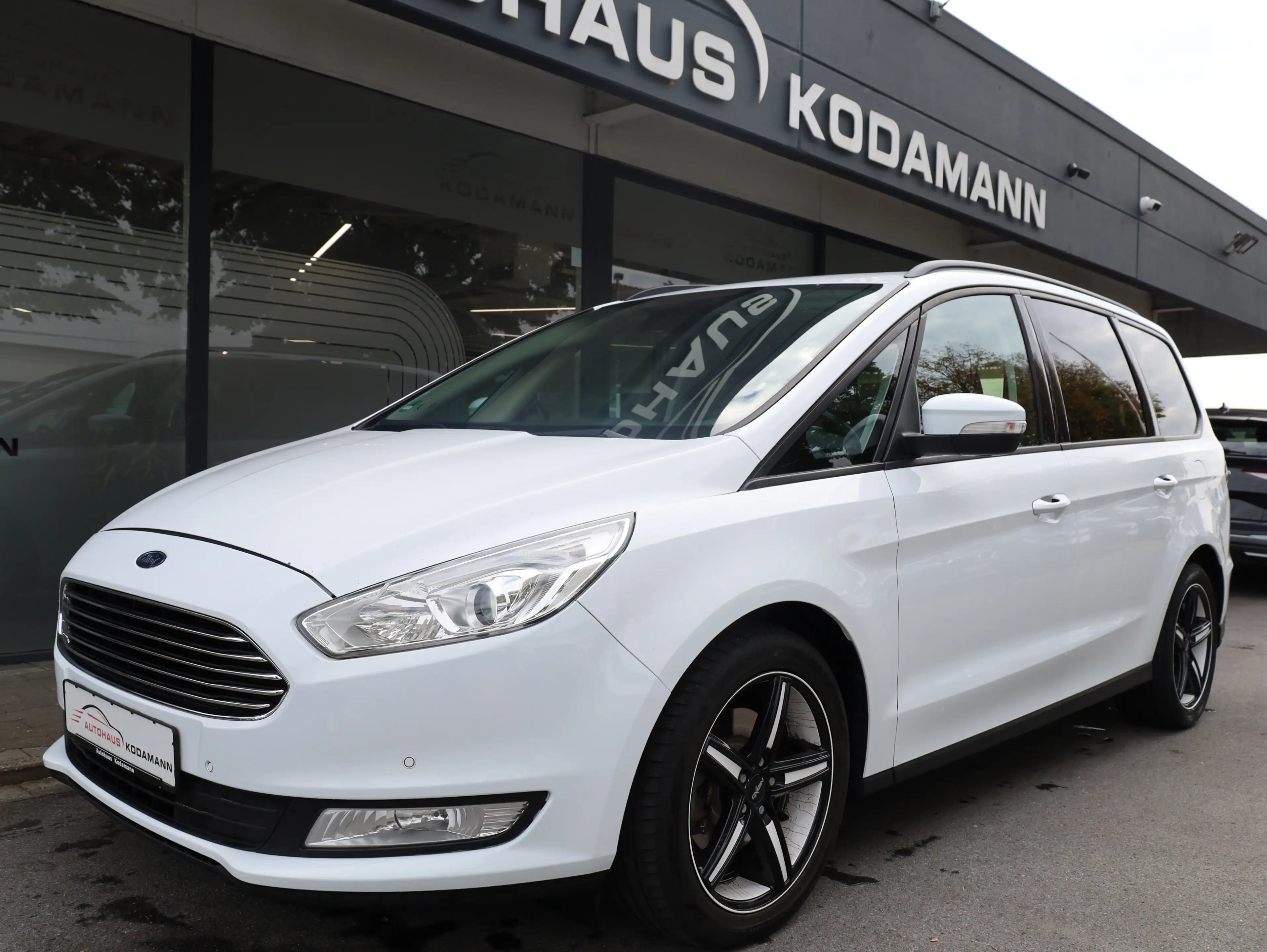 Ford Galaxy 2.0 TDCI Business*7-Sitze*Panorama*AHK*18 — photo 6