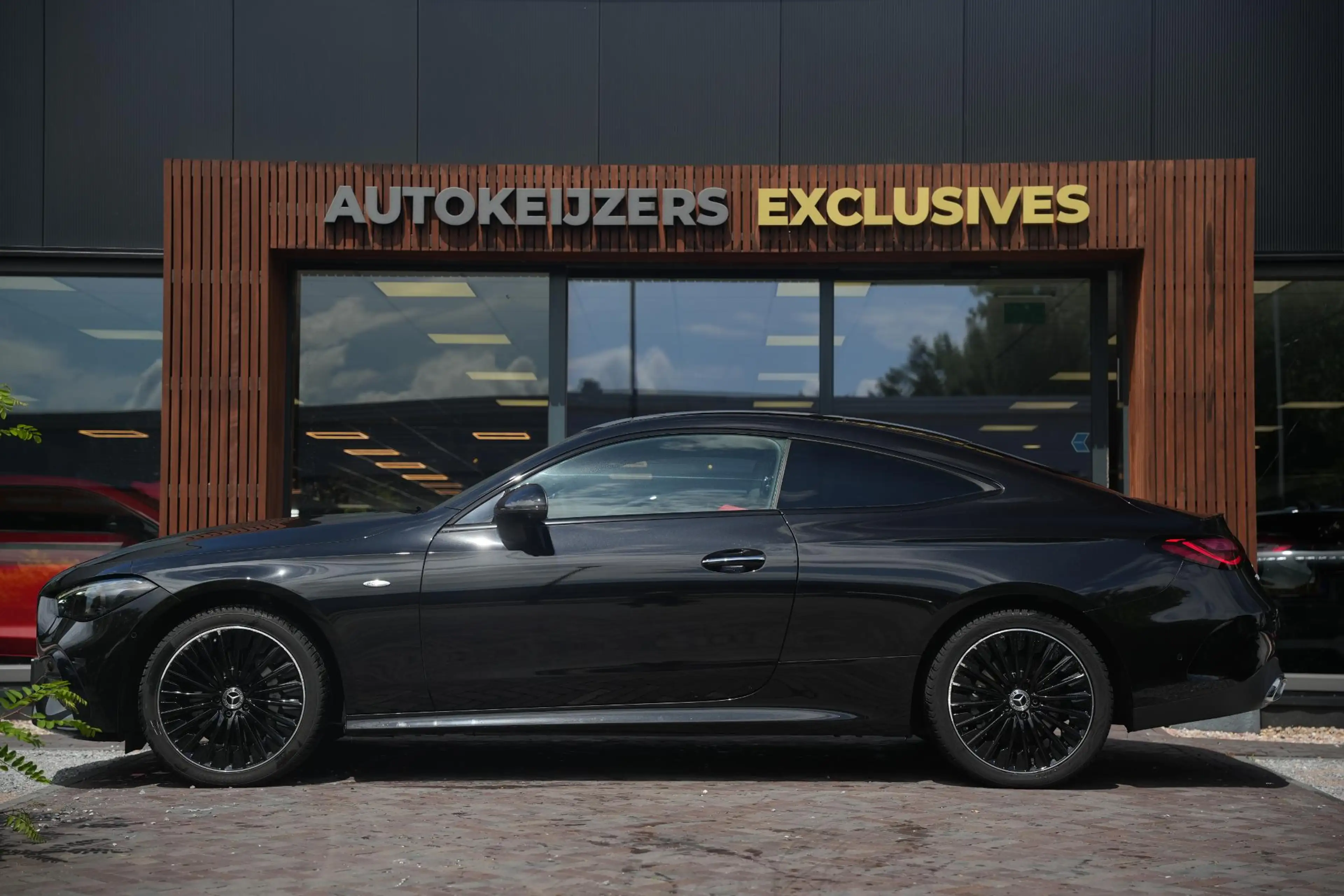 Mercedes-Benz CLE 300 Coupé e AMG Line Panoramadak Burmester Memory Ambi — photo 7