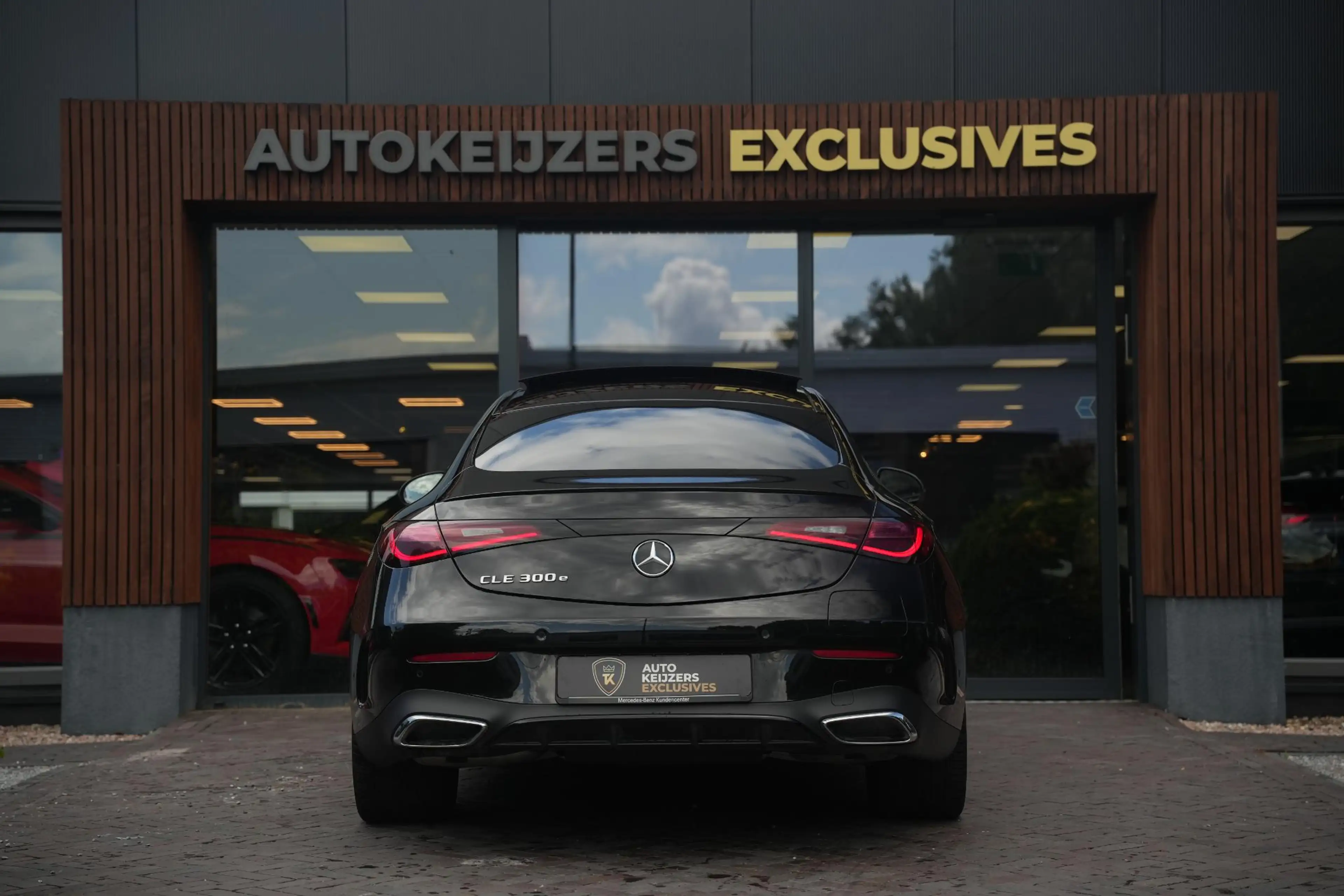 Mercedes-Benz CLE 300 Coupé e AMG Line Panoramadak Burmester Memory Ambi — photo 10