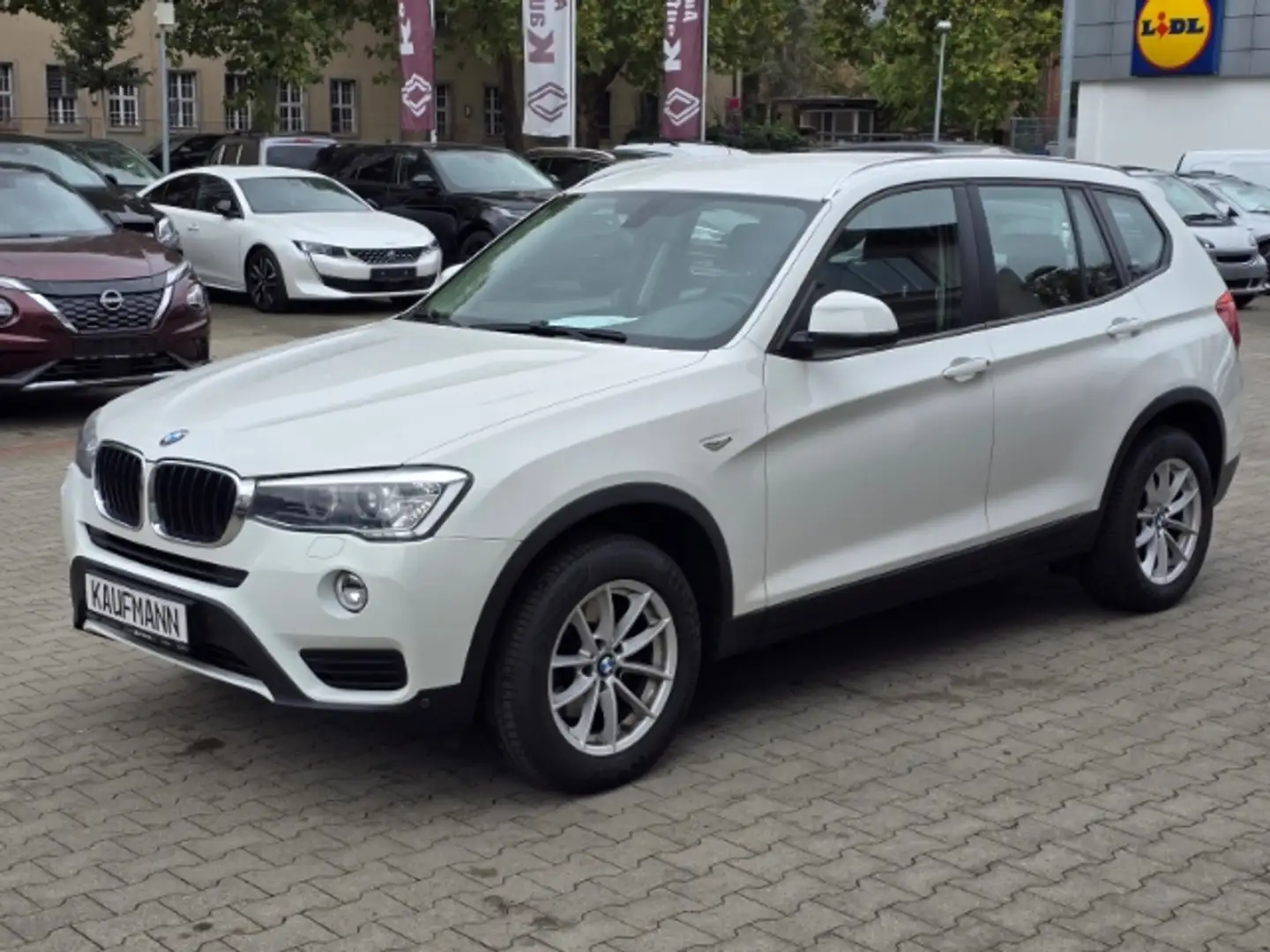 BMW X3 xDrive 20 i 20i Wit - 1