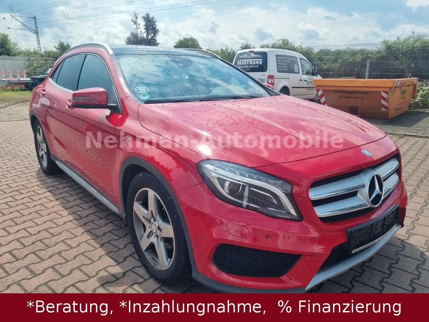 Mercedes-Benz GLA 200 GLA -Klasse GLA 200 Rouge - 1