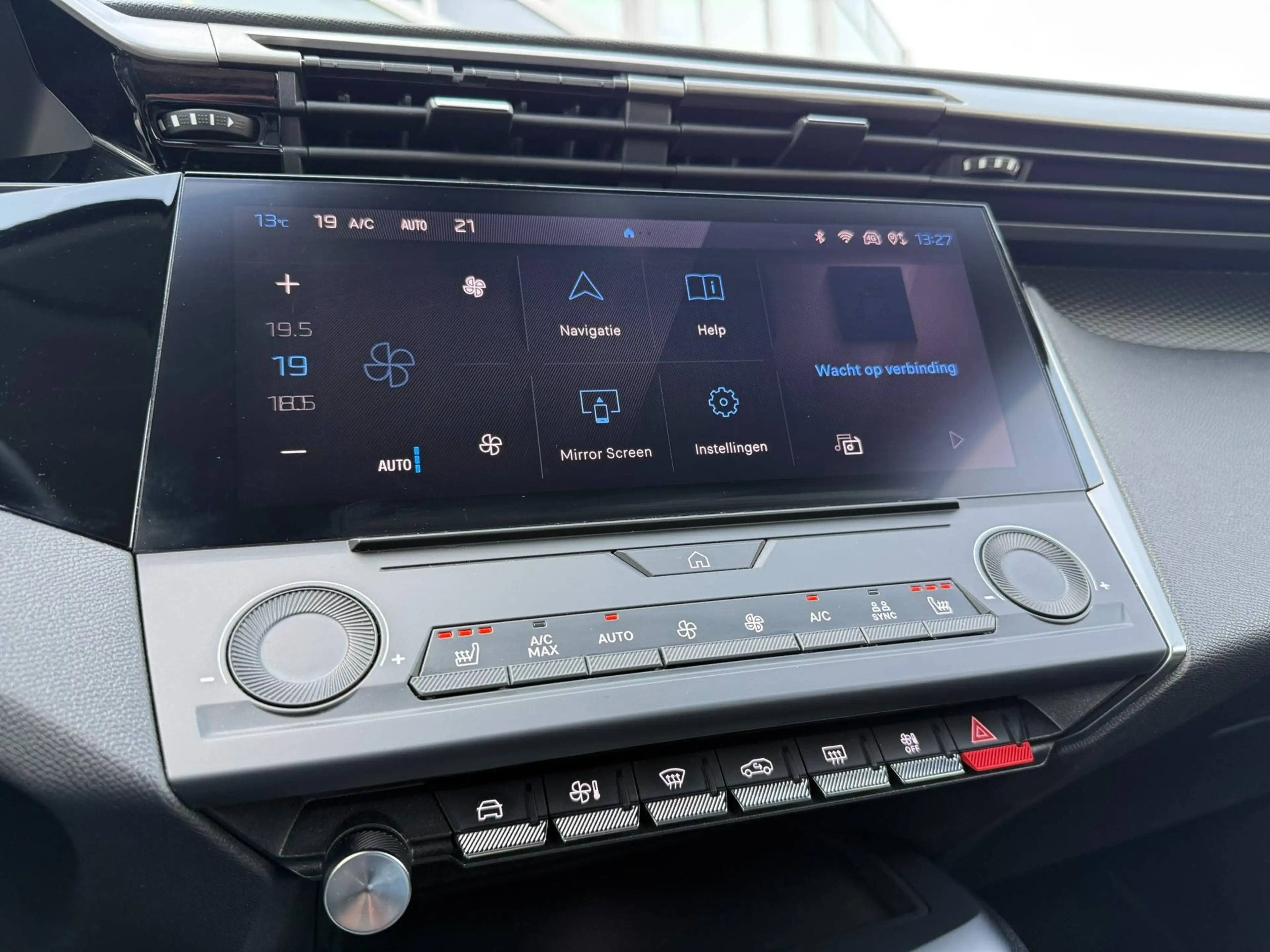 Peugeot 308 AUTOMAAT / CARPLAY / SENSOREN / NAVI /AIRCO / — photo 23