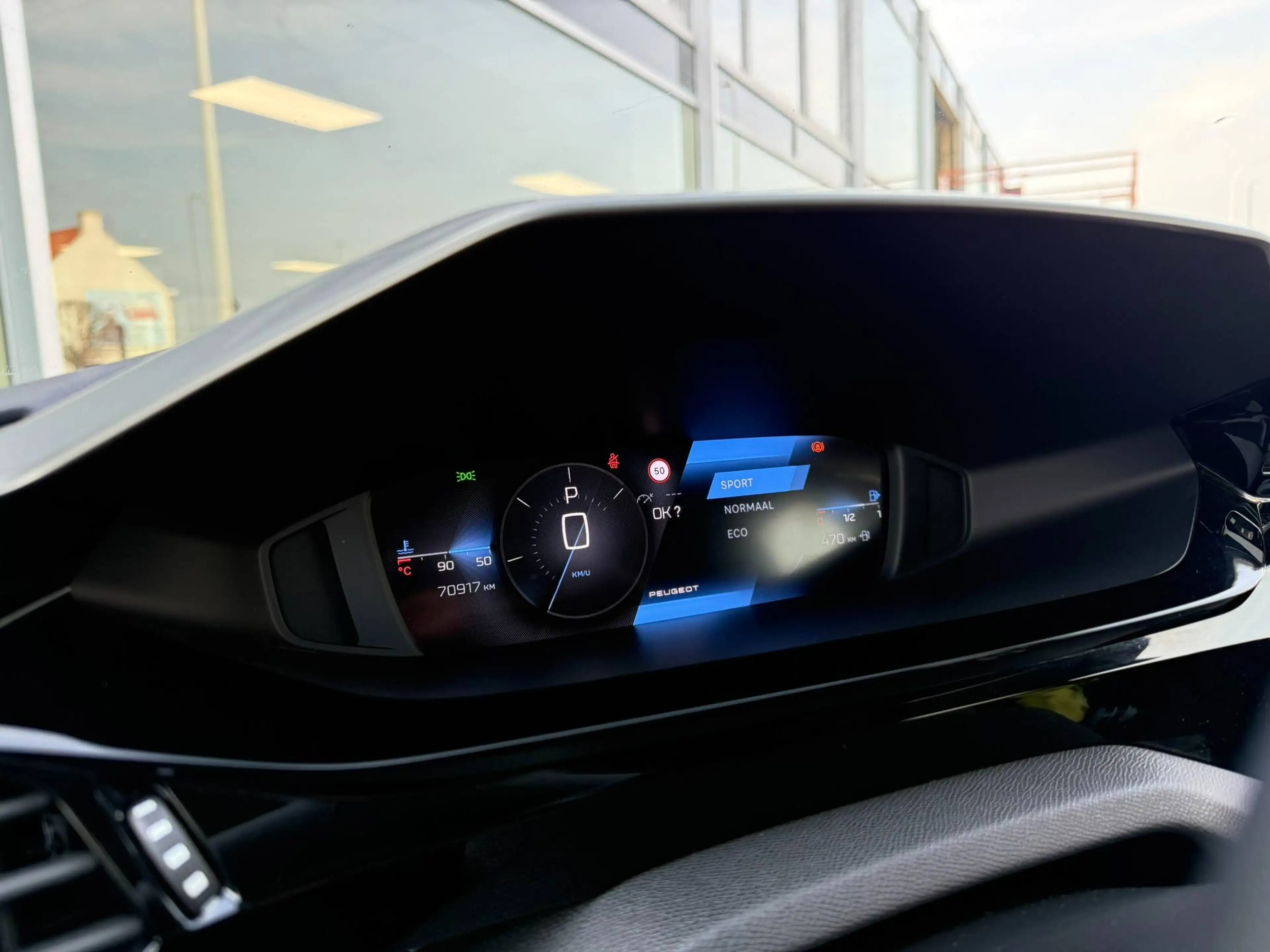 Peugeot 308 AUTOMAAT / CARPLAY / SENSOREN / NAVI /AIRCO / — photo 31