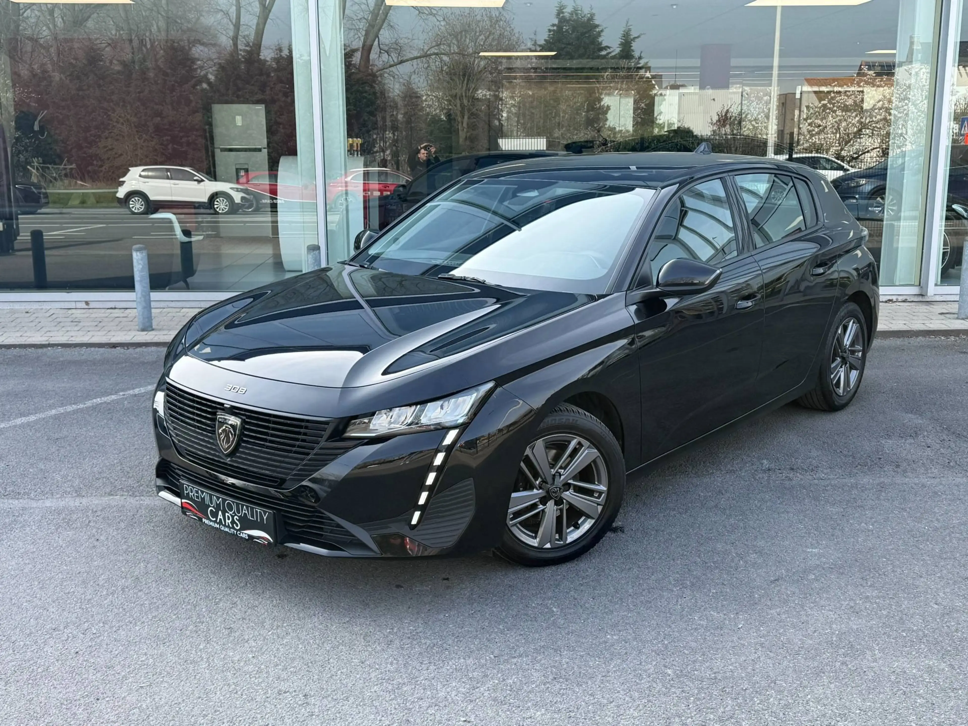 Peugeot 308 AUTOMAAT / CARPLAY / SENSOREN / NAVI /AIRCO / — photo 2