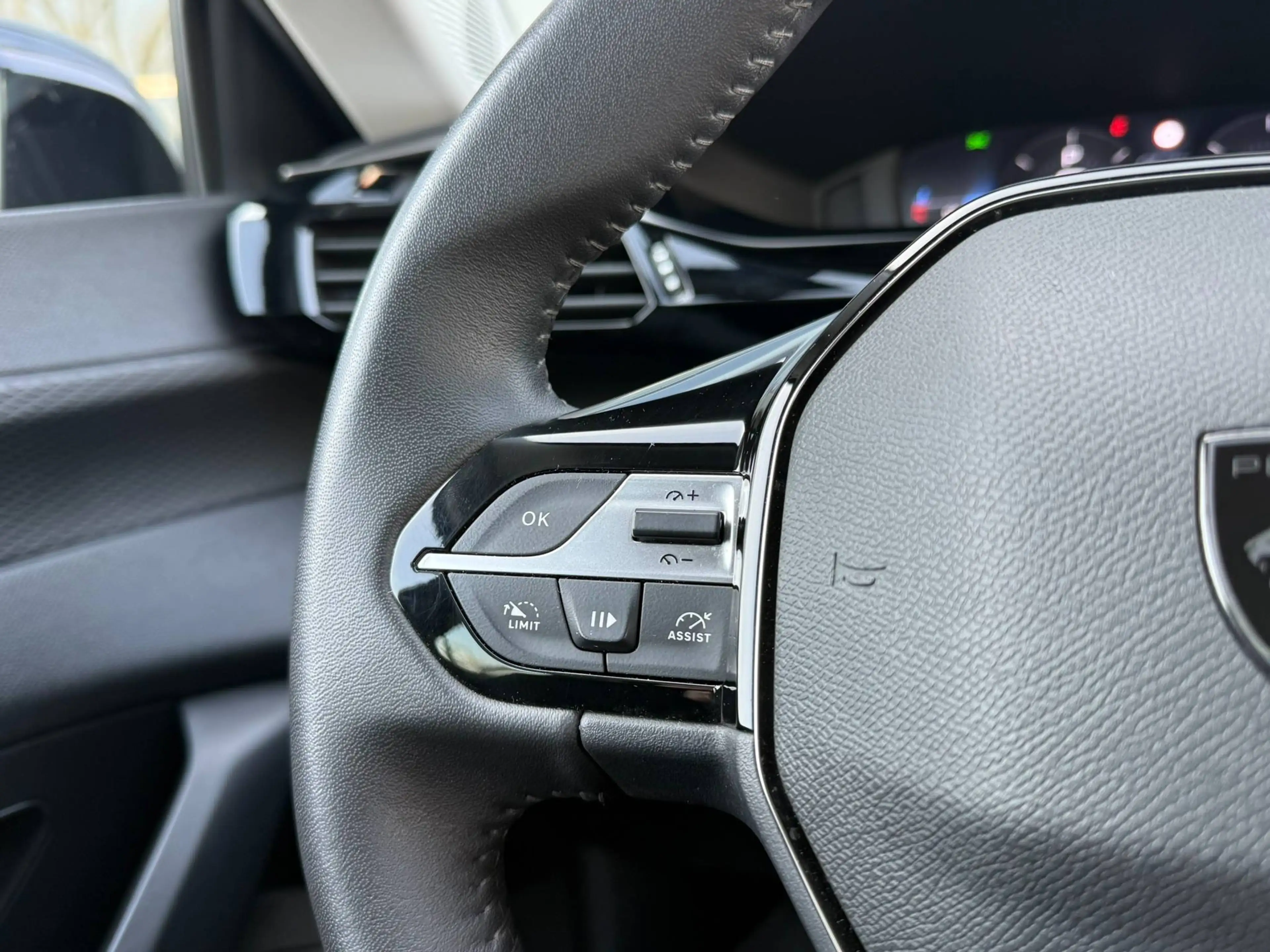 Peugeot 308 AUTOMAAT / CARPLAY / SENSOREN / NAVI /AIRCO / — photo 20