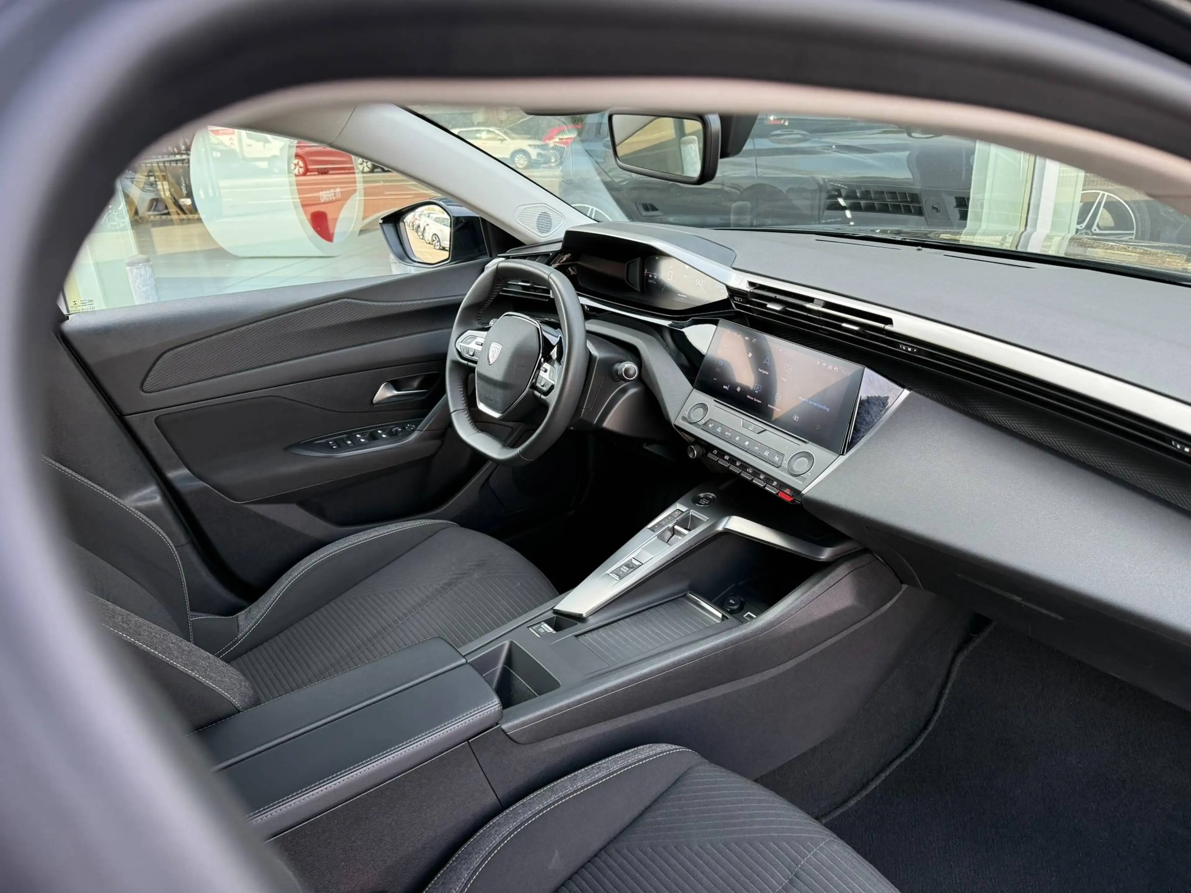 Peugeot 308 AUTOMAAT / CARPLAY / SENSOREN / NAVI /AIRCO / — photo 16