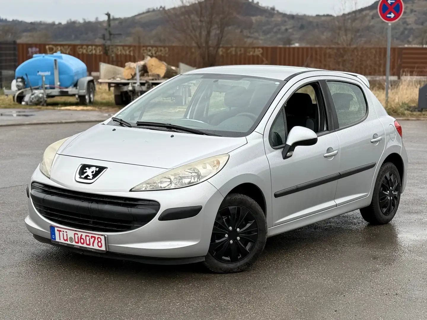 Peugeot 207 90 Klima | 5 Türig | TÜV 10/2026 Grau - 2