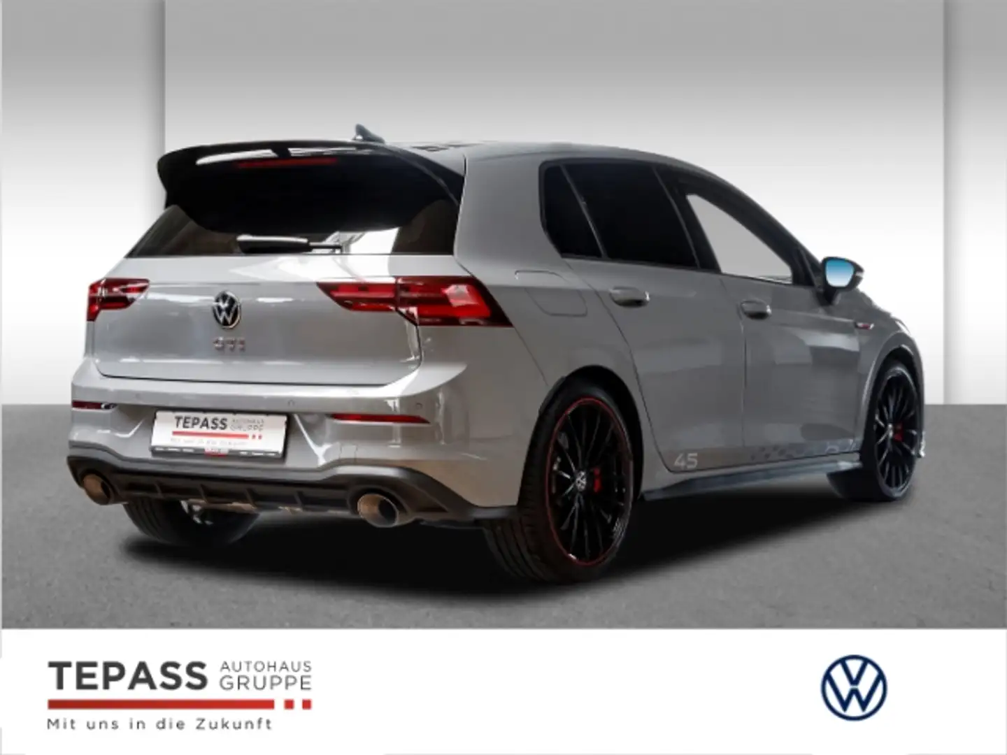 Volkswagen Golf GTI VIII 2.0 TSI Clubsport 45 NAVI MATRIX Grey - 2