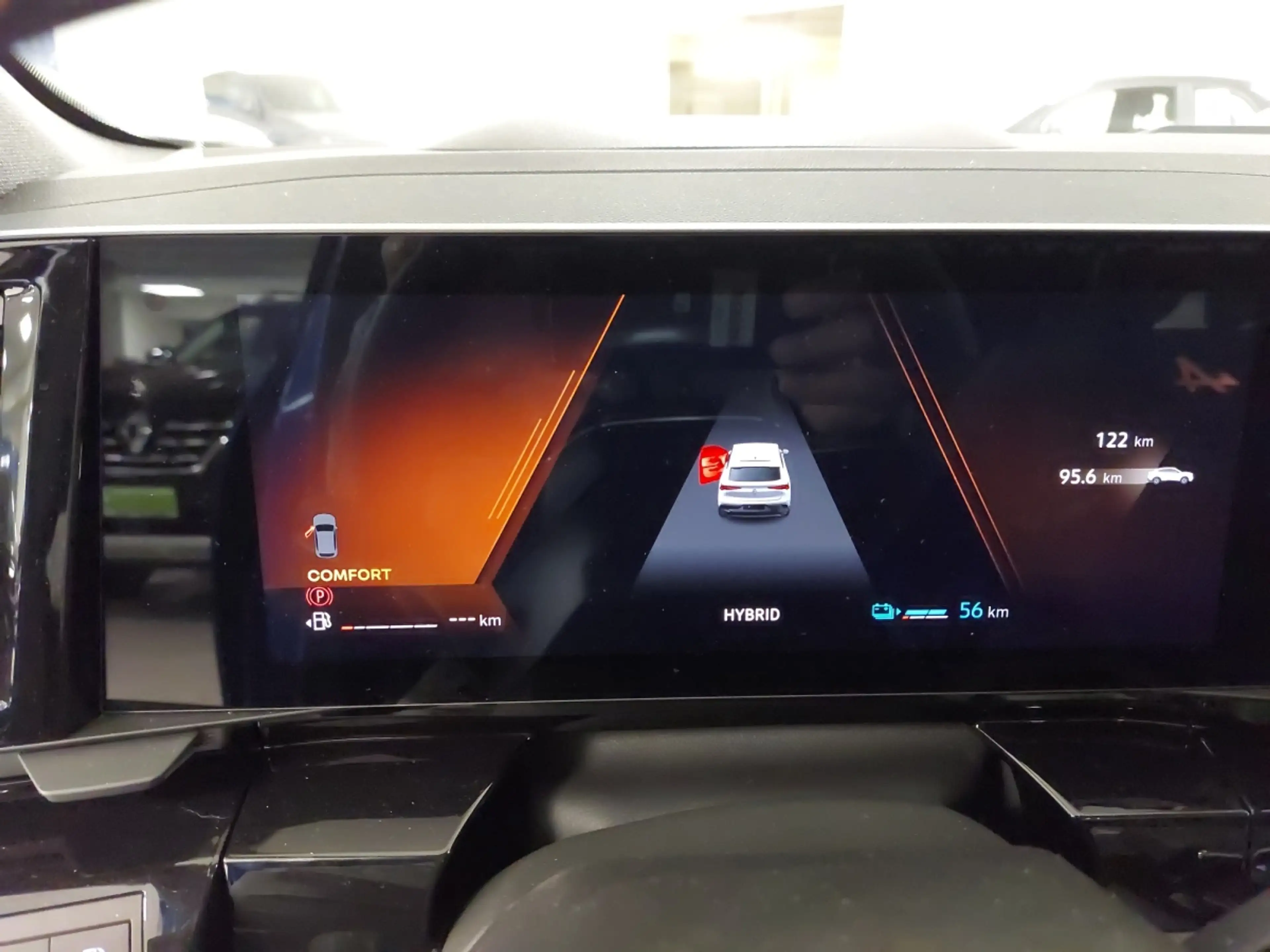 Renault Rafale Atelier Alpine Hyper Hybrid E-Tech 4x4 300 — photo 14