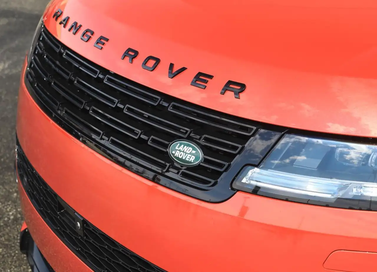 Land Rover Range Rover Sport снимка Land Rover Range Rover Sport