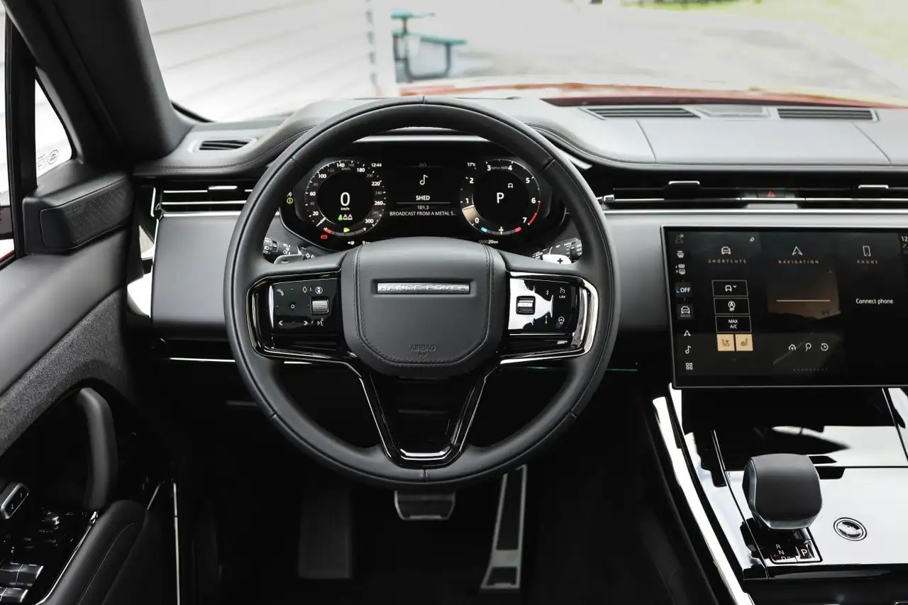 Land Rover Range Rover Sport снимка Land Rover Range Rover Sport