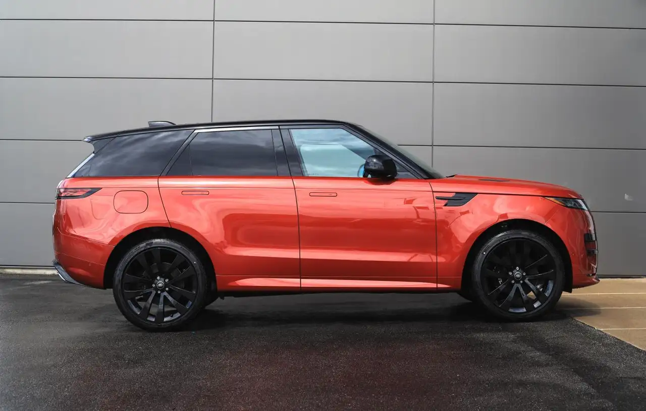 Land Rover Range Rover Sport снимка Land Rover Range Rover Sport