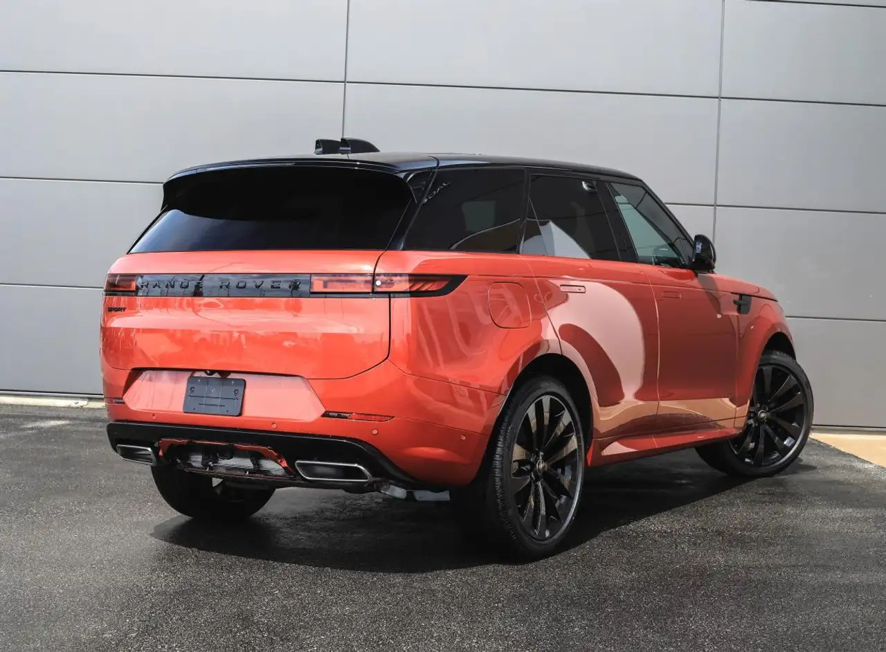 Land Rover Range Rover Sport снимка Land Rover Range Rover Sport