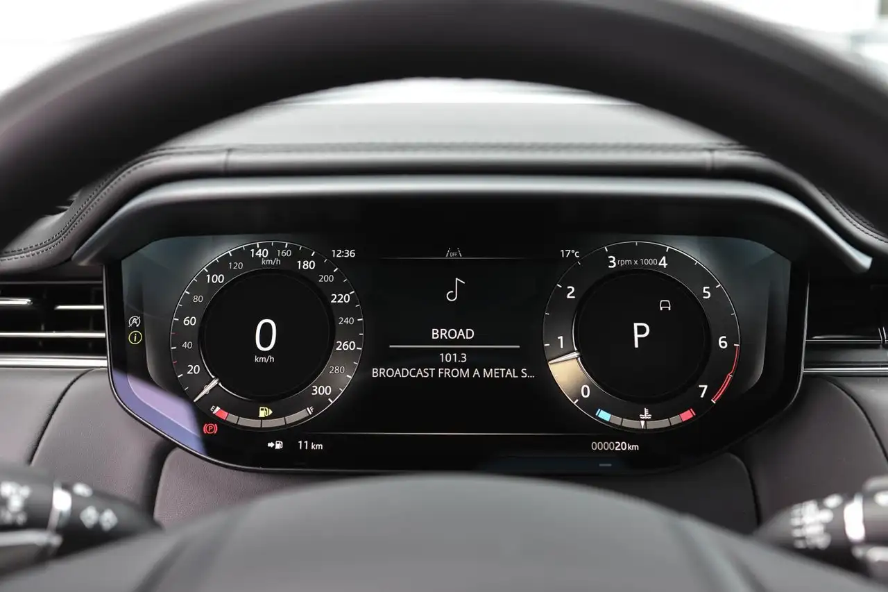 Land Rover Range Rover Sport снимка Land Rover Range Rover Sport