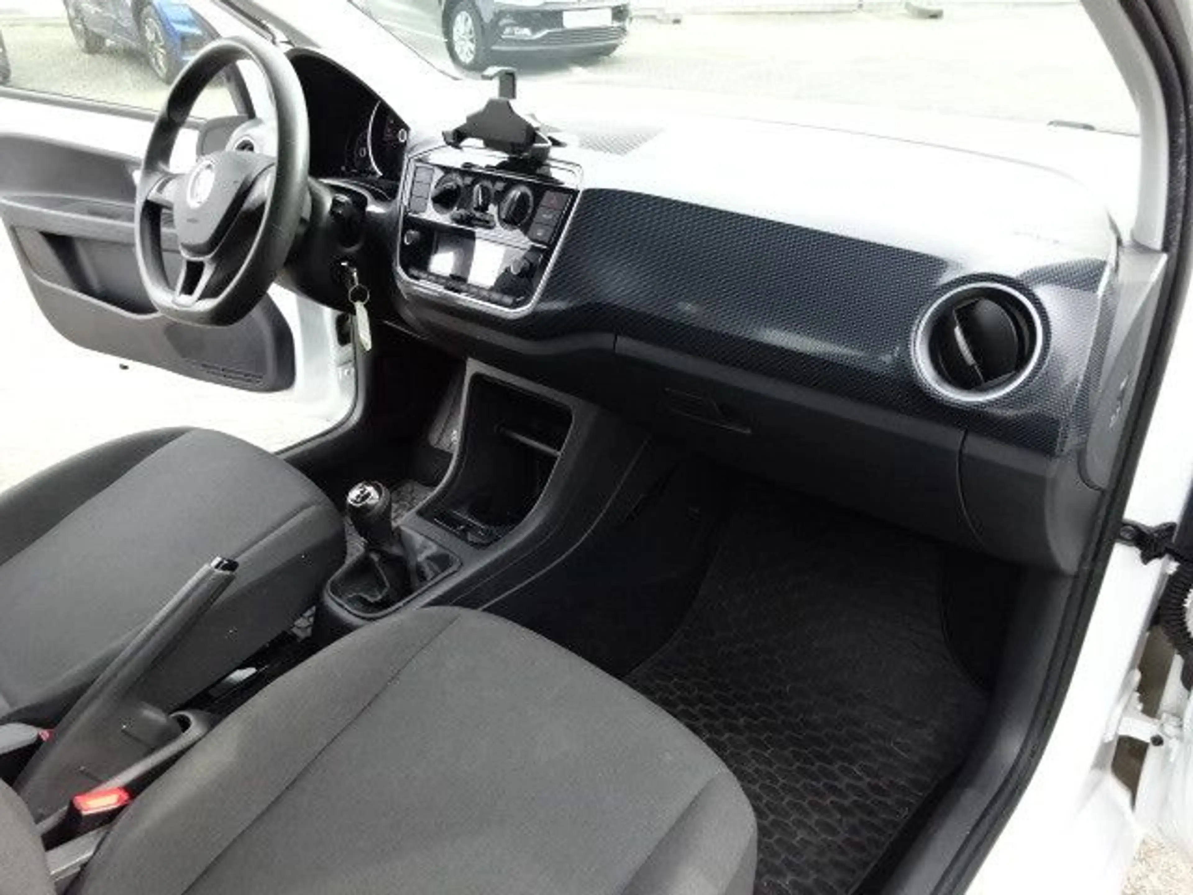Volkswagen up! 1.0 CNG Erdgas up! RFK*Handy*5-türig*Klima*P — photo 12
