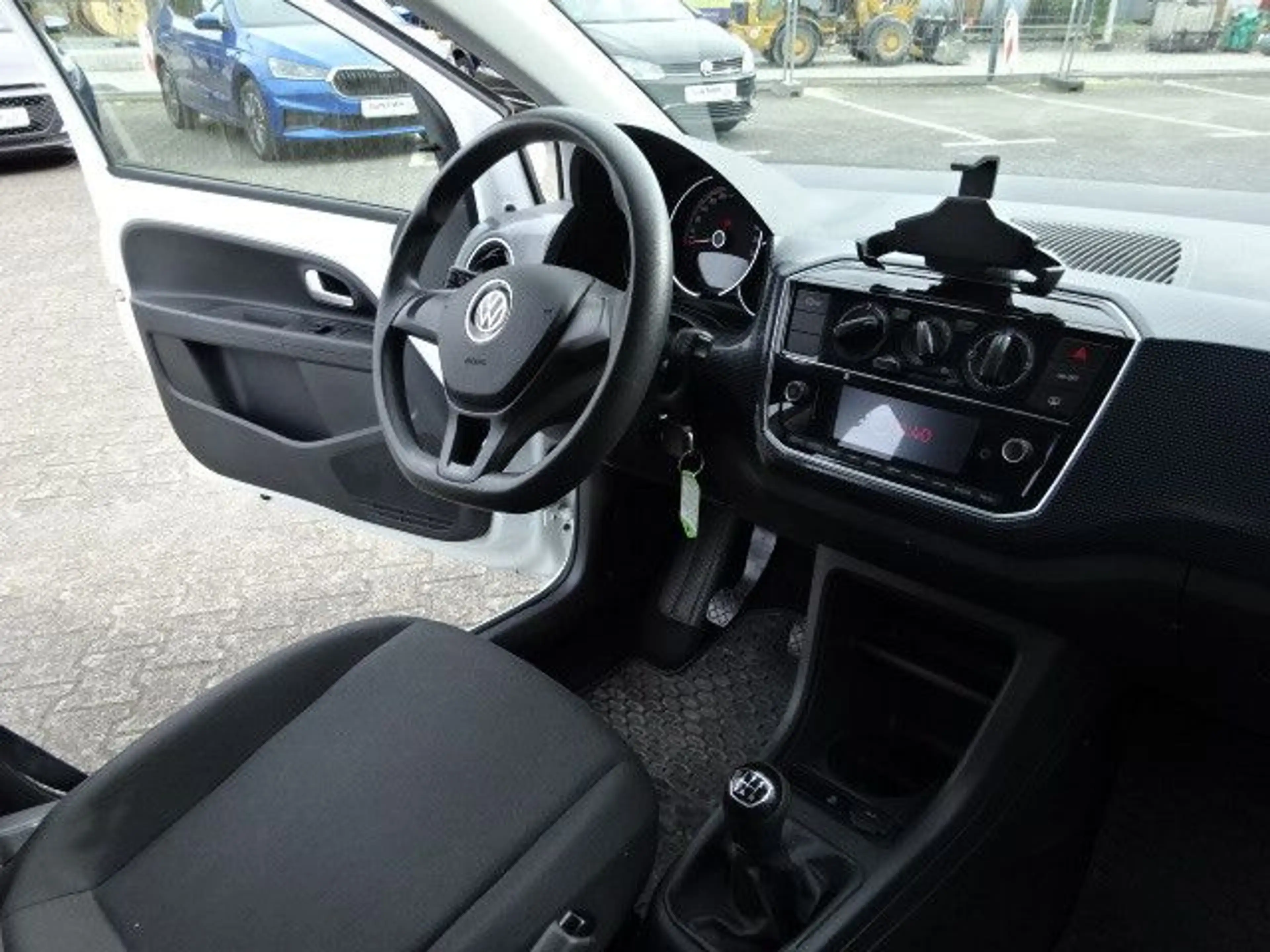 Volkswagen up! 1.0 CNG Erdgas up! RFK*Handy*5-türig*Klima*P — photo 10