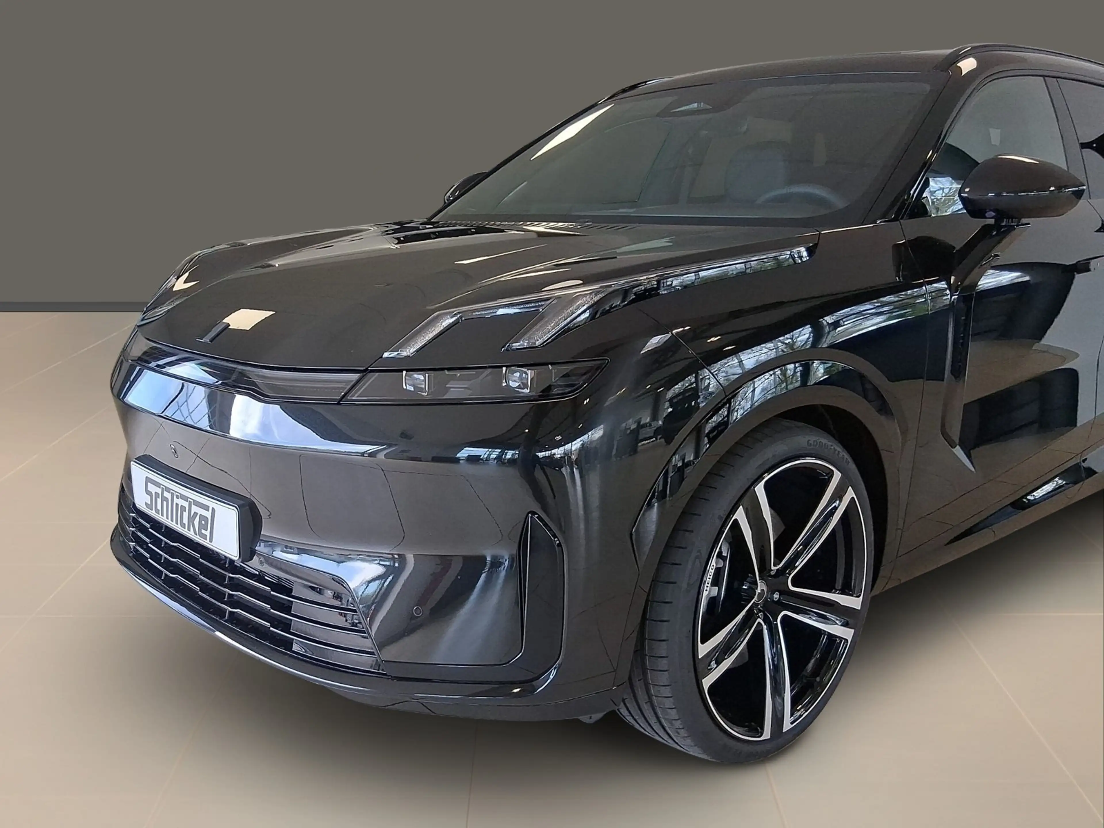 Lynk & Co 08 More 257 kW Panorama-Schiebedach ICC, inkl. ACC — photo 3