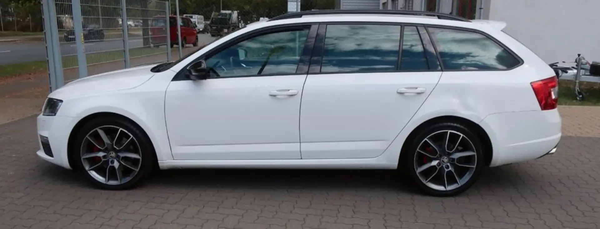 Skoda Octavia Octavia Wagon RS 4x4 DSG Bianco - 2