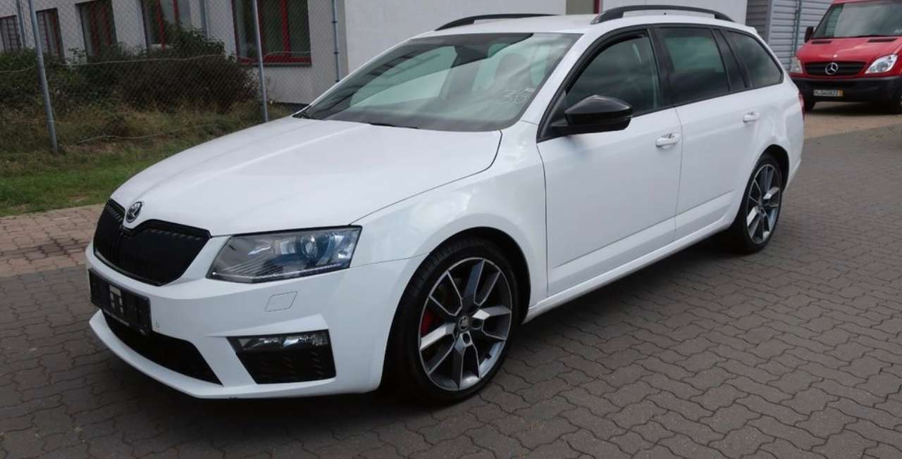 Skoda Octavia Octavia Wagon RS 4x4 DSG