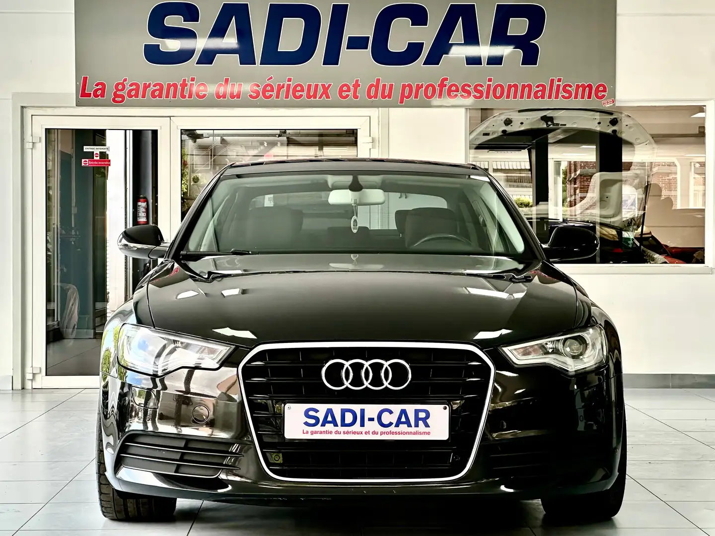 Audi A6 2.0 TDi 163cv - PACKSPORT Zwart - 2