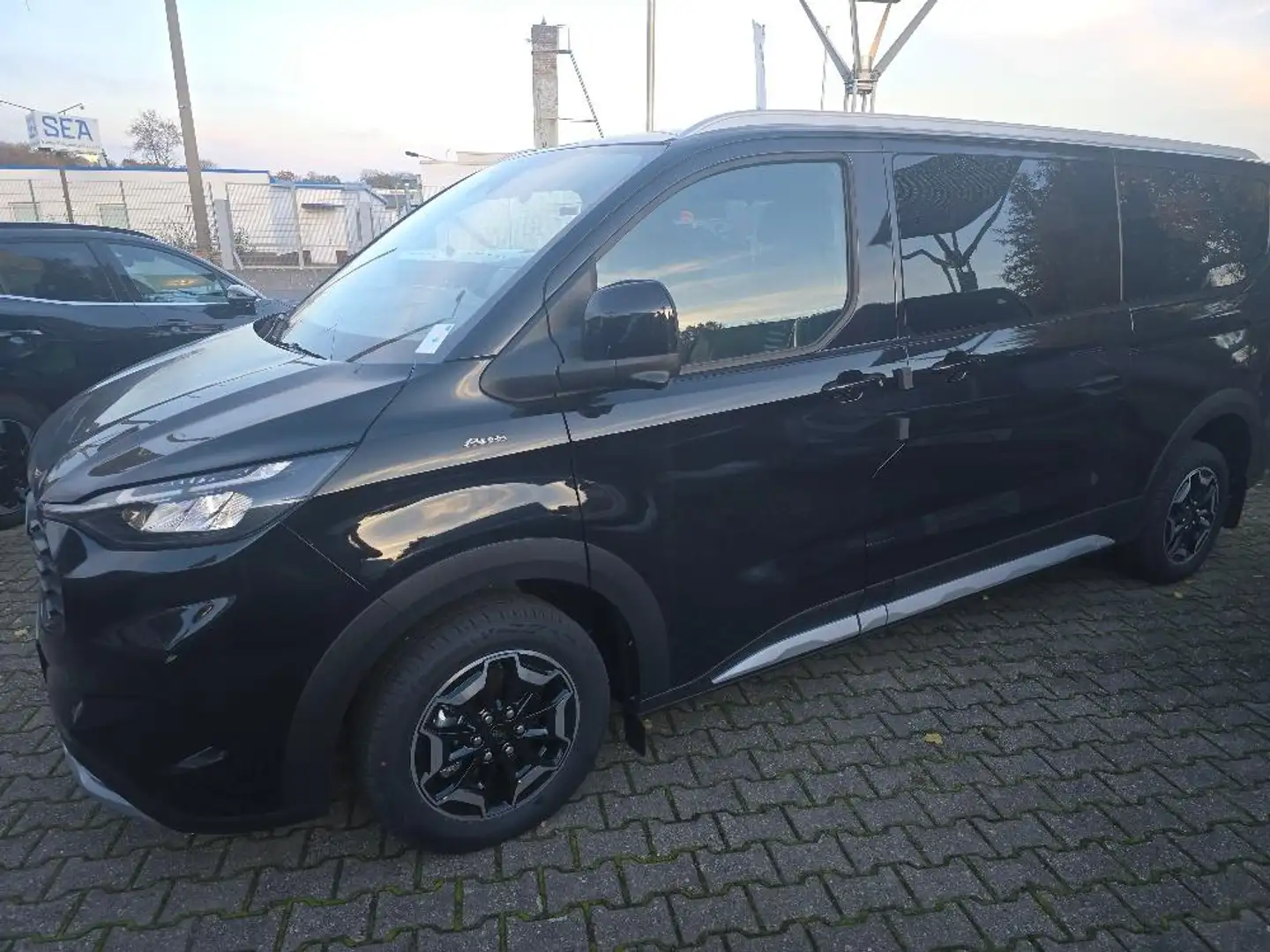 Ford Tourneo Custom Active L2 4x4 Voll sofort Noir - 2