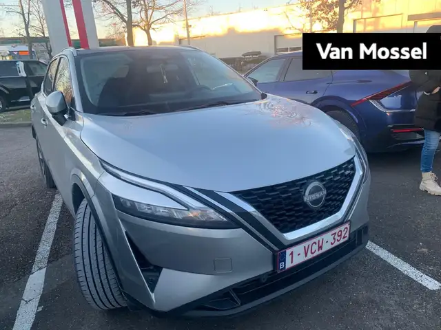 Nissan Qashqai 1.3 MHEV Xtronic N-Connecta