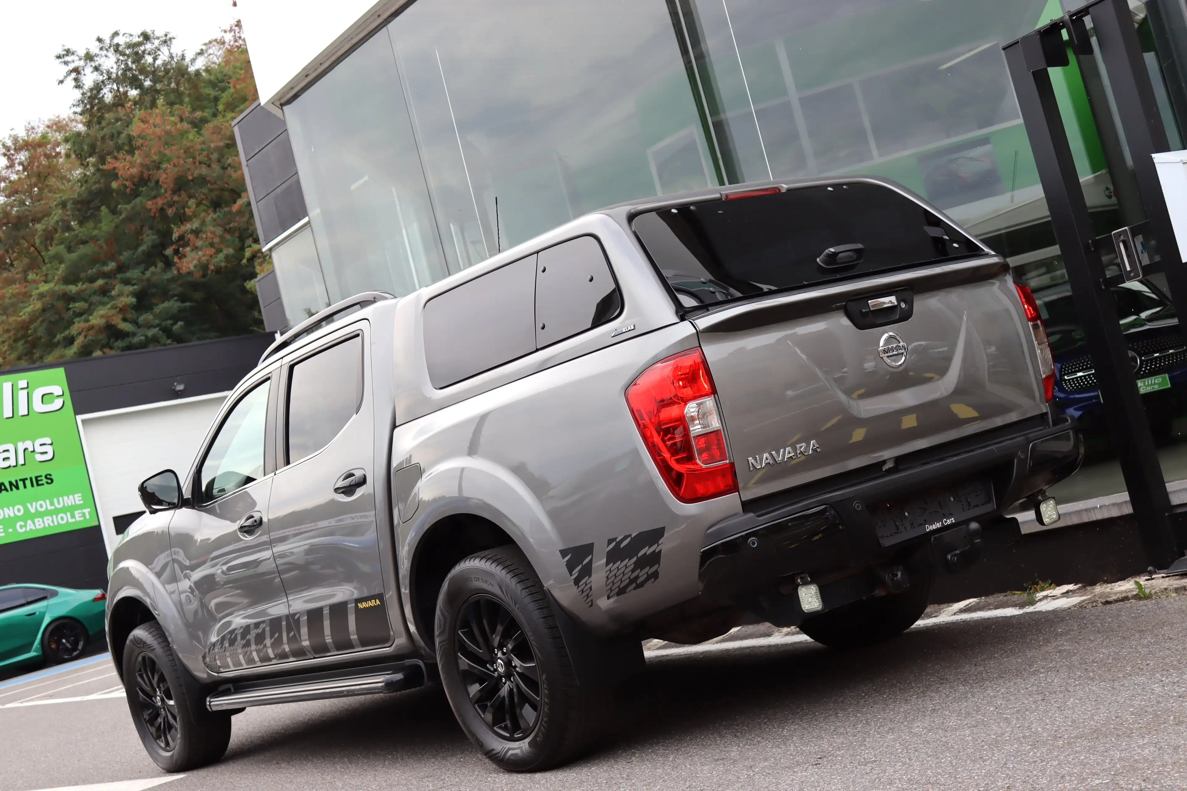 Nissan NP300 N-GUARD 2.3DCi 190CV BOITE AUTO BLACK EDITION TVAC — photo 2