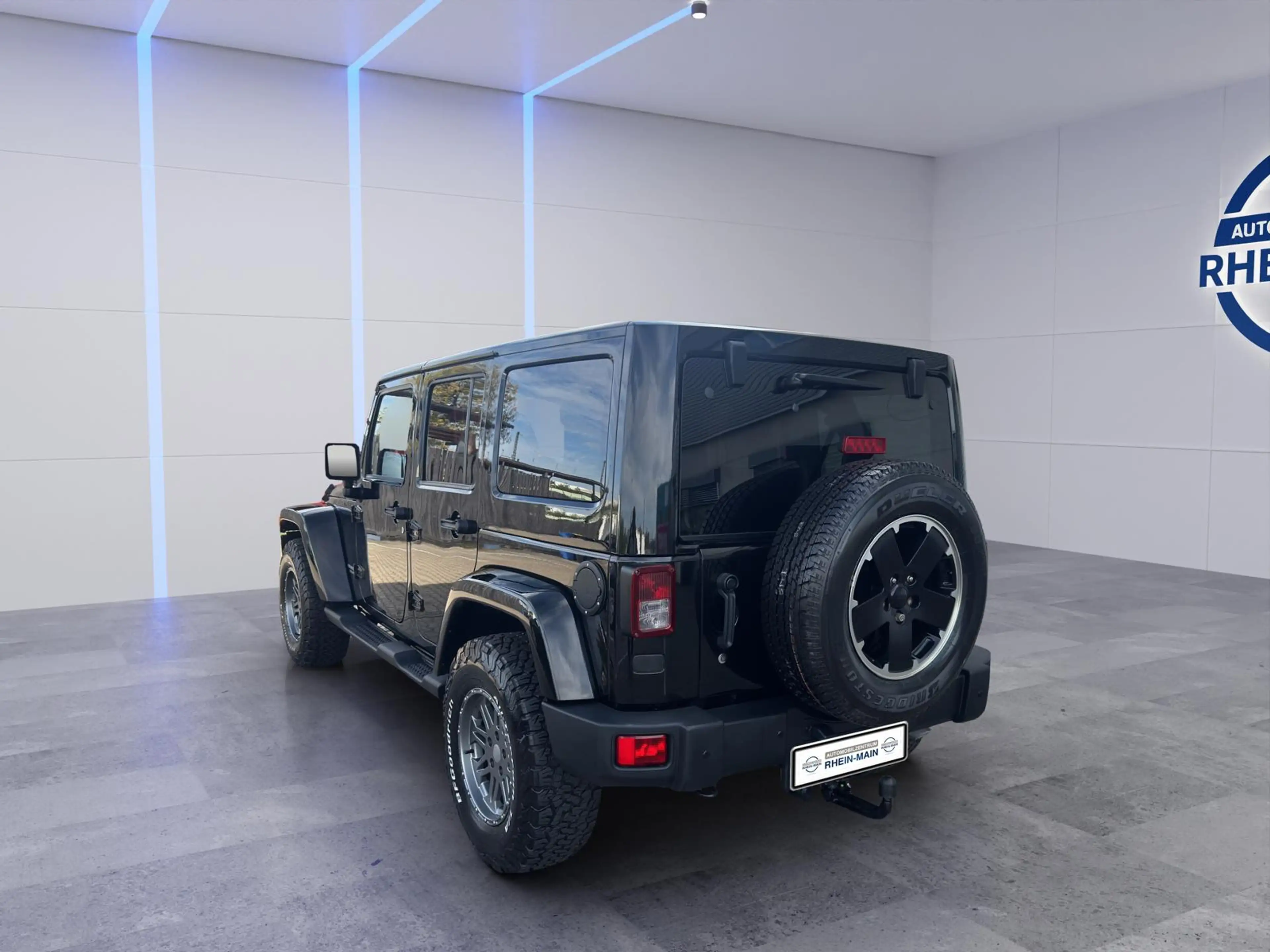 Jeep Wrangler 3.6 LED LEDER BAWARRION PDC INFINITY AHK — photo 3