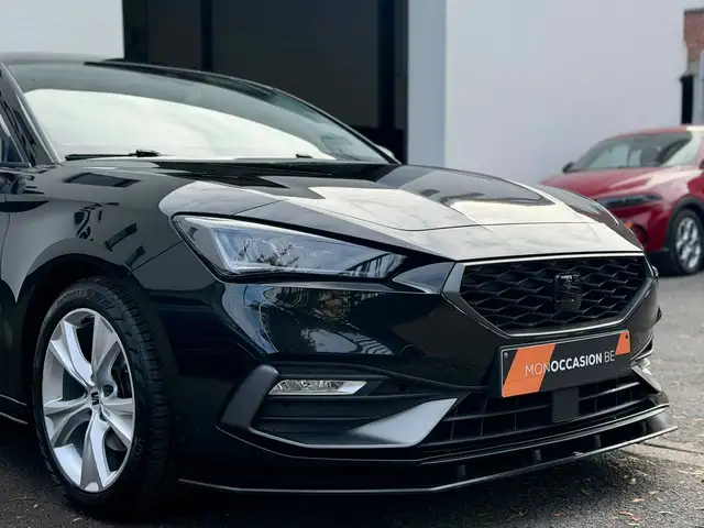 Seat Leon view 4