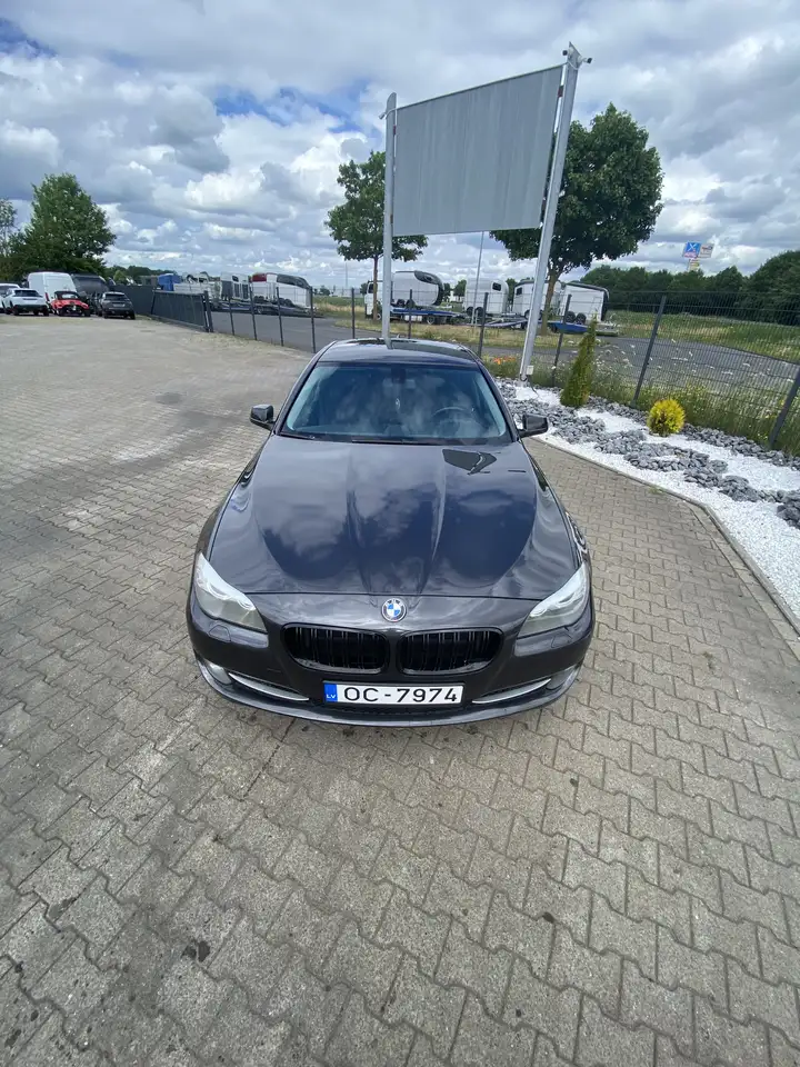 BMW 525