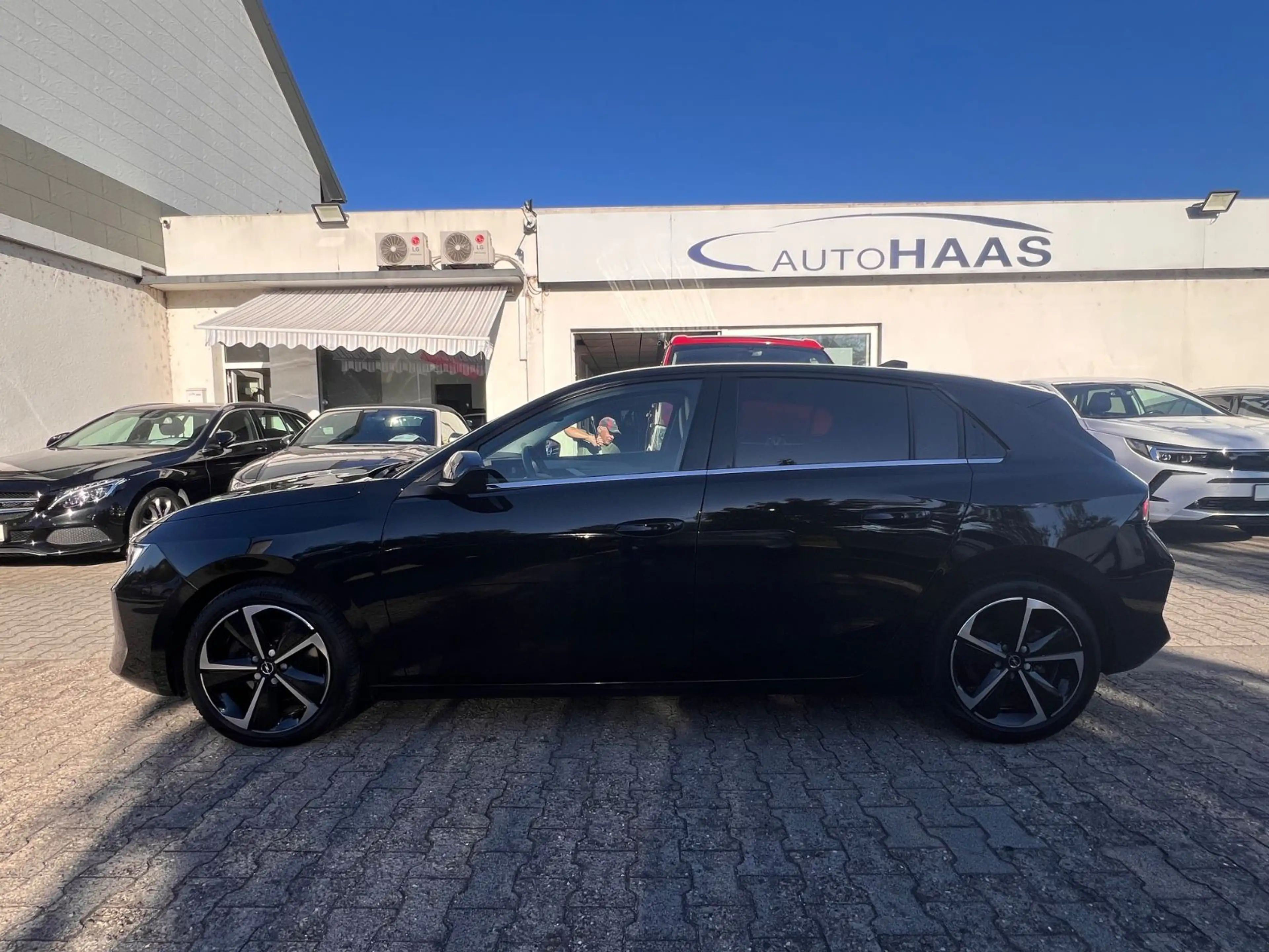 Opel Astra L ST Elegance Automatik *LED*R-Cam*KeyGO — photo 2