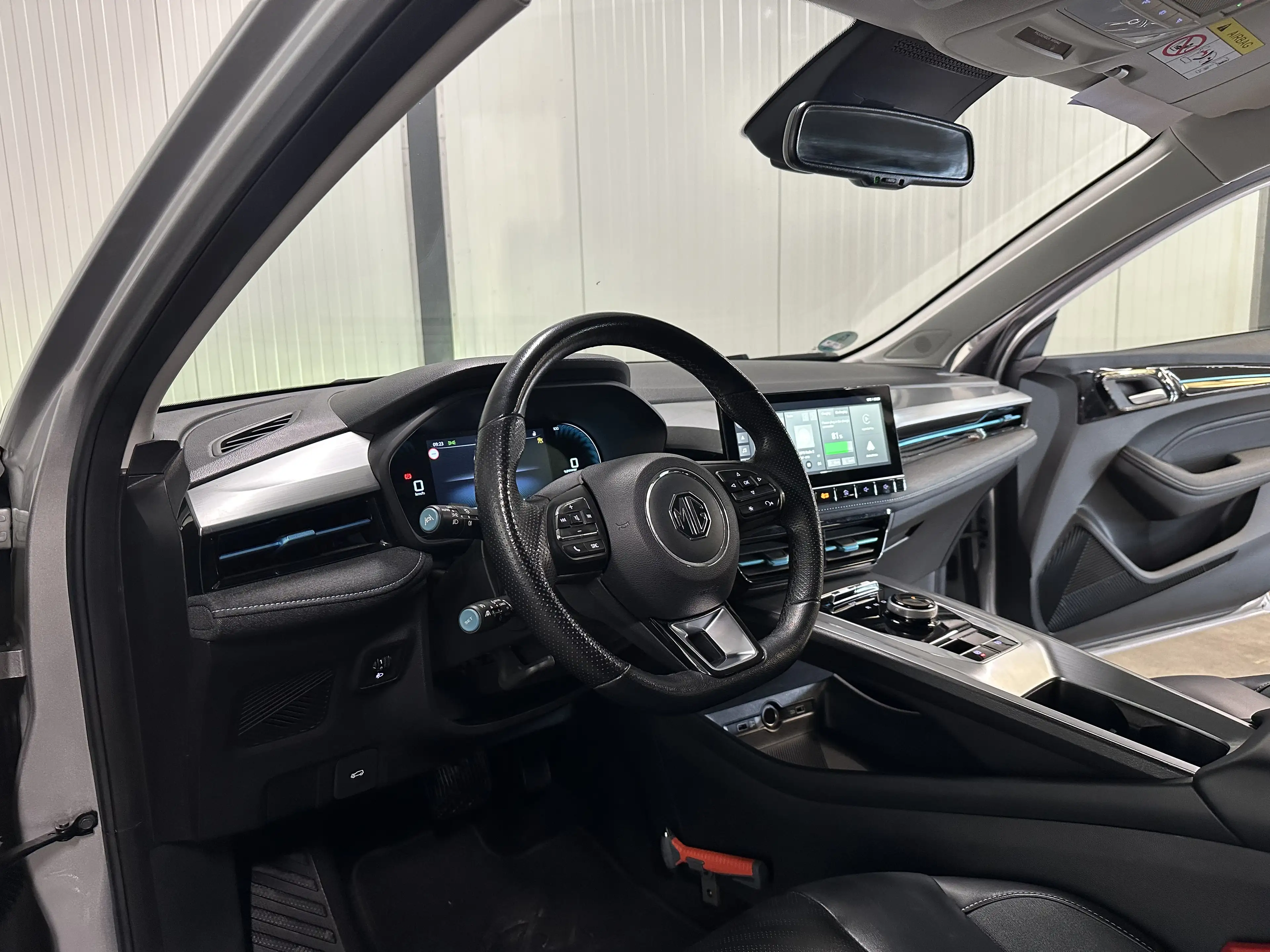 MG MG5 Electric Standard Range Luxury 50kWh SOH 84% | Lee — photo 11