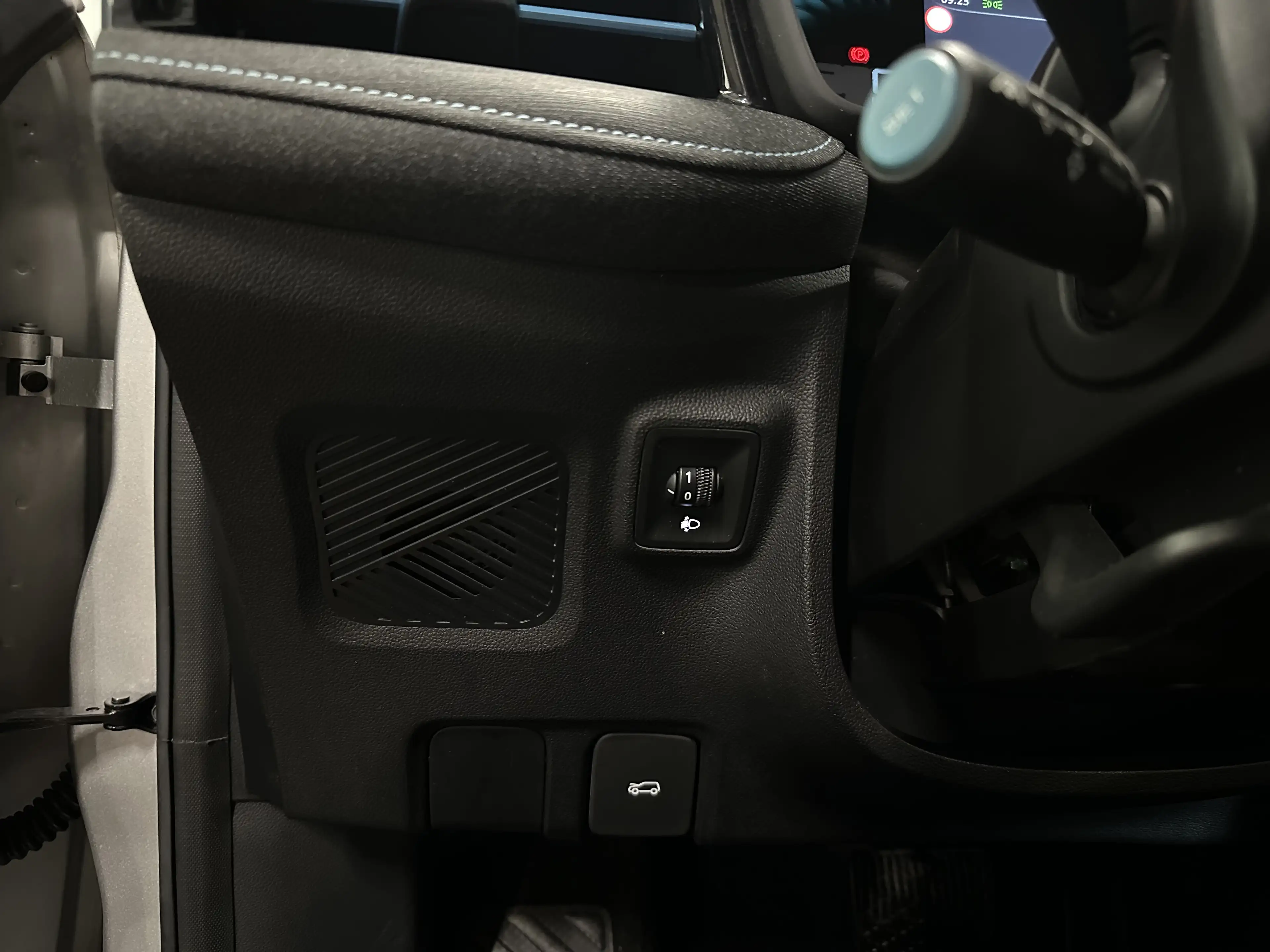 MG MG5 Electric Standard Range Luxury 50kWh SOH 84% | Lee — photo 20