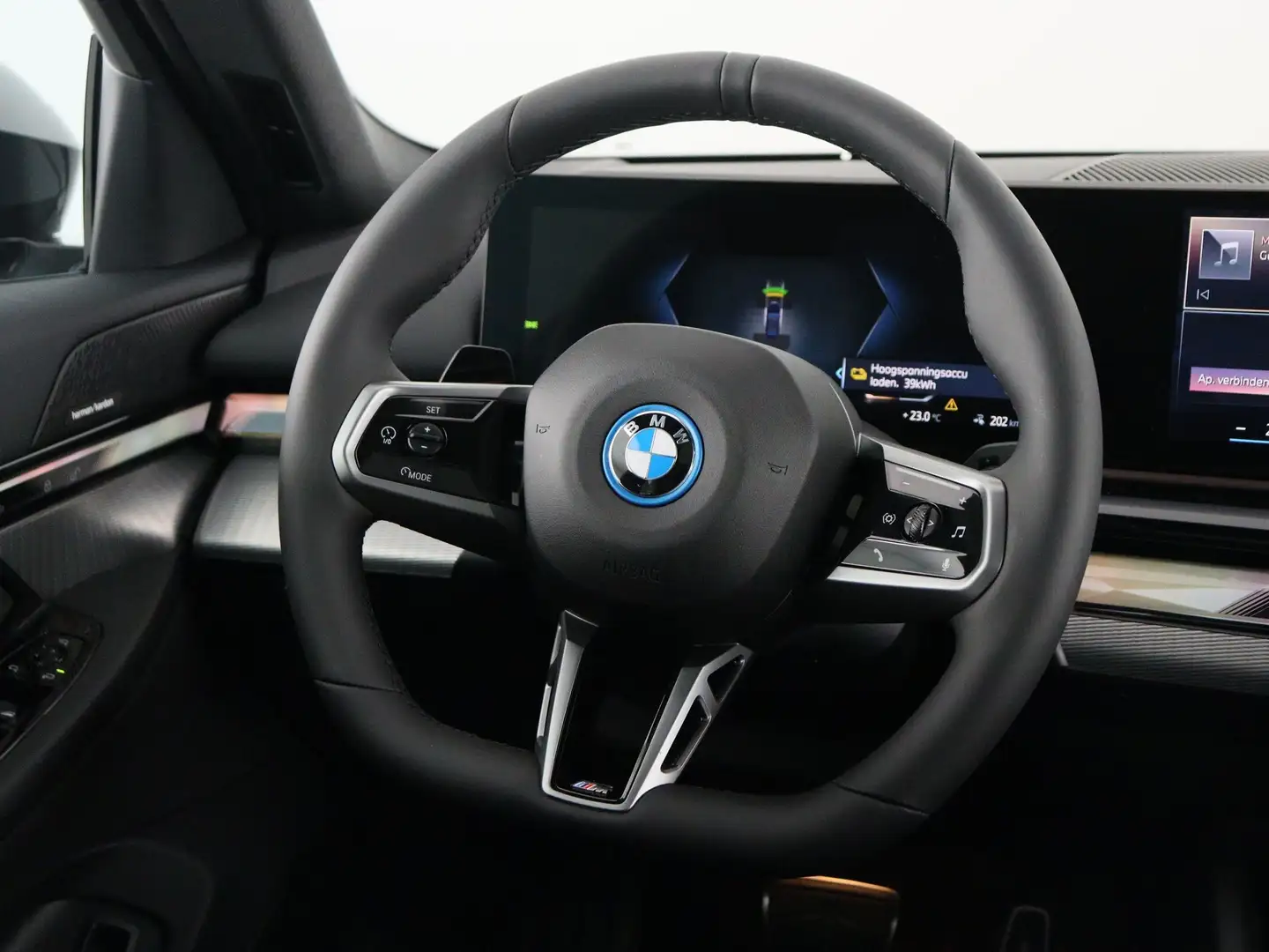 BMW i5 eDrive40 M Sport Edition 84 kWh Zwart - 2