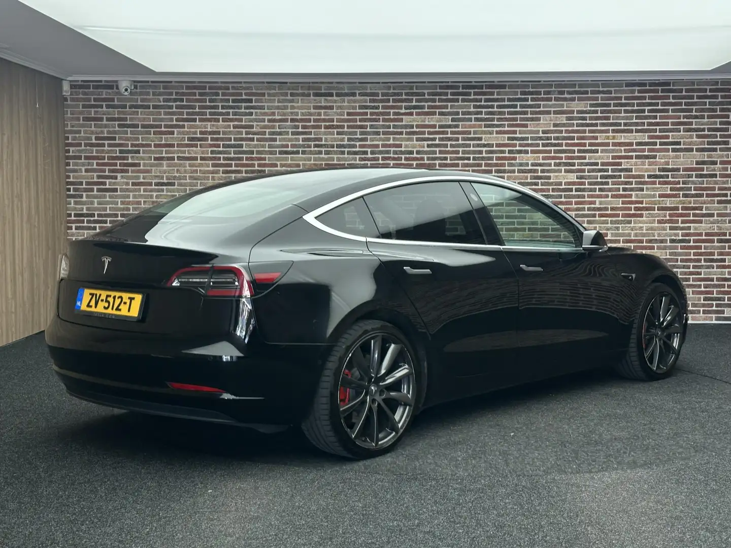 Tesla Model 3 Standard RWD Plus 60 kWh Glazen Dak Leer 21 Inch C Zwart - 2