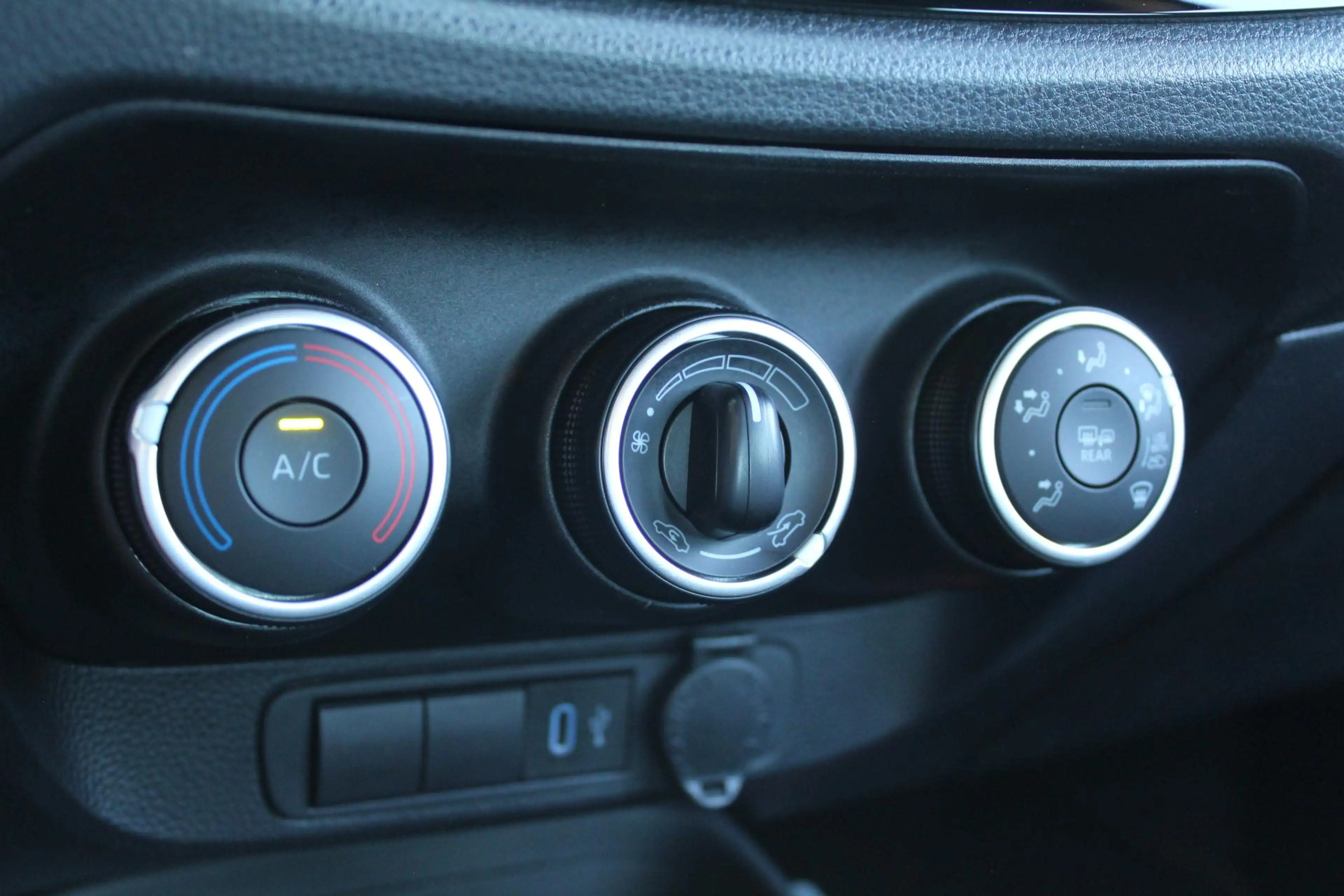 Toyota Aygo X 1.0 VVT-i MT Play | Rijklaar | LMV | Apple/Android — photo 14