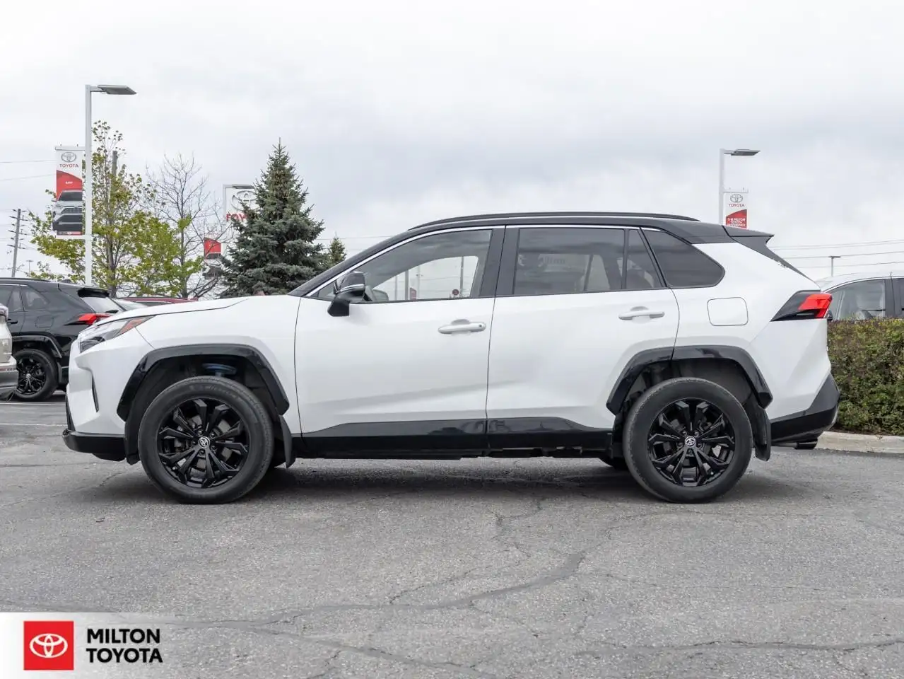 Toyota RAV 4 снимка Toyota RAV 4