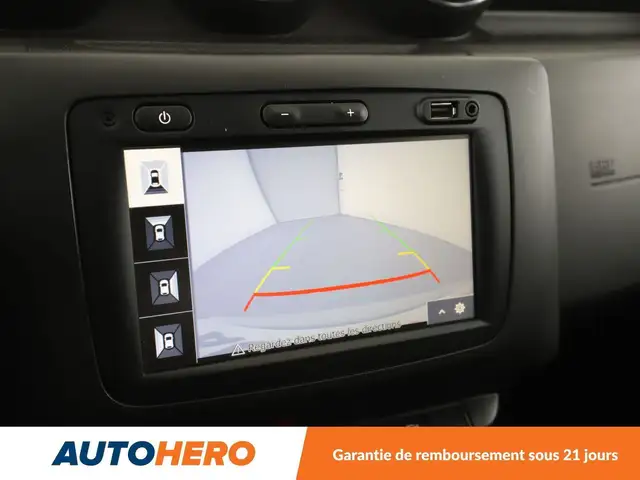 Dacia Duster view 25