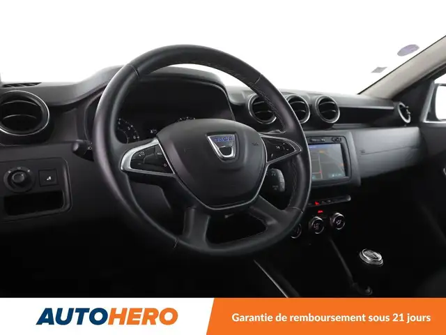 Dacia Duster view 11