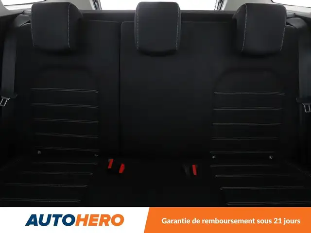 Dacia Duster view 15