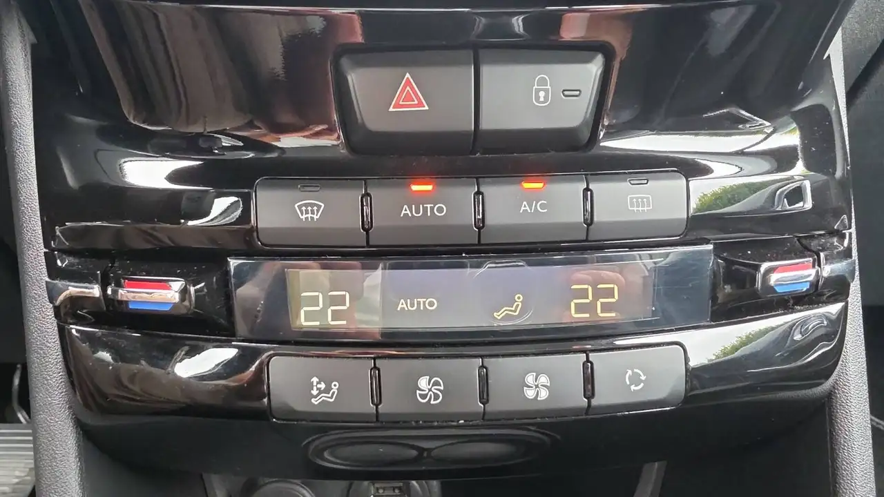 Peugeot 2008 2008 — photo 29