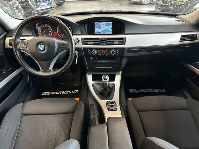 BMW 3 Series view 7