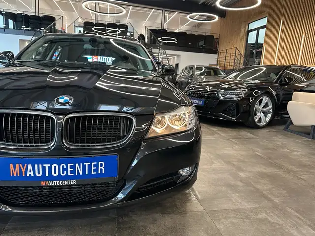BMW 3 Series view 21