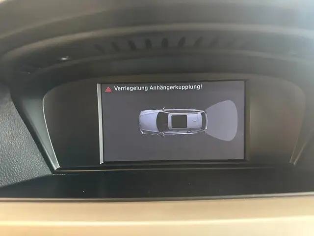BMW 3 Series view 15
