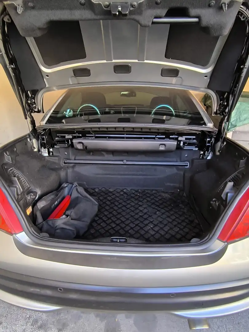 Peugeot 207 CC FAP 110 (Blue Lion) Sport - 2