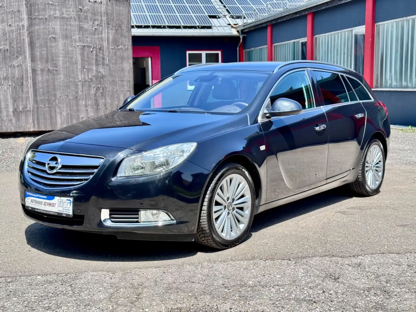 Opel Insignia A Sports Tourer Cosmo Automatik Navi 18 Schwarz - 1