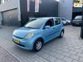 Daihatsu Sirion 2 1.0-12V Trend 3e Eigenaar! NAP APK 1 Jaar Blauw - thumbnail 1